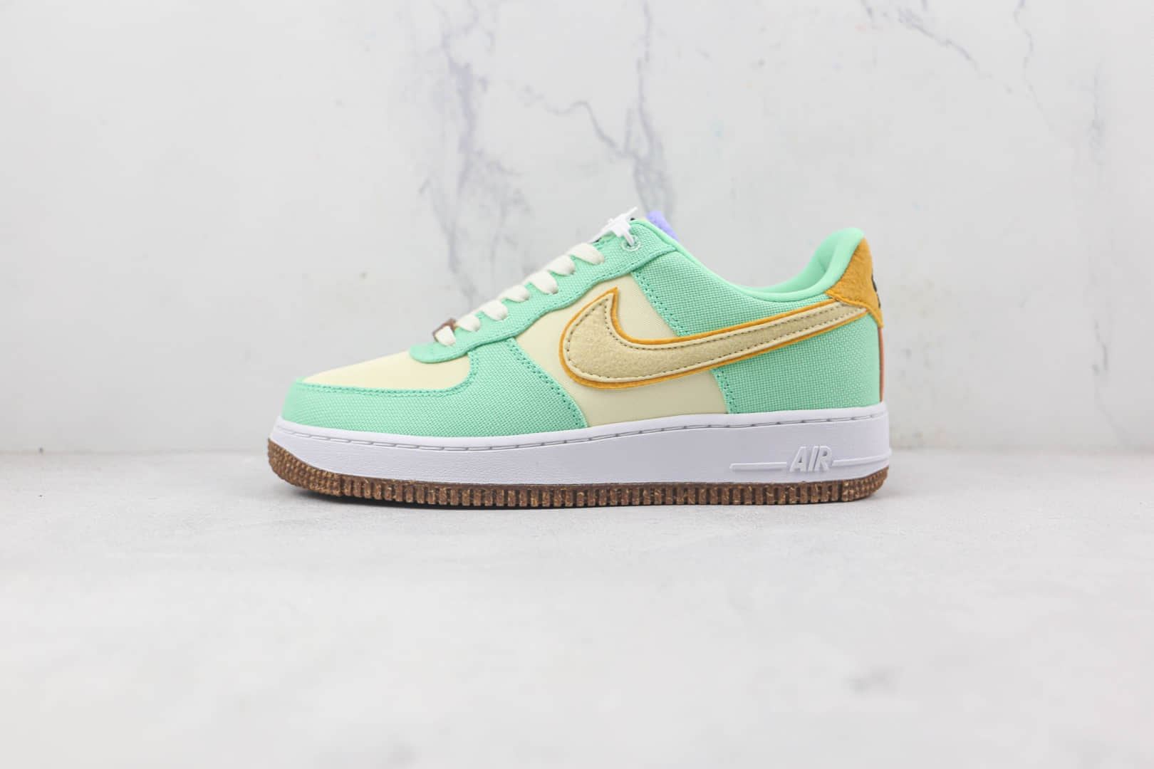 耐克Nike Air Force 1 Low Happy Pineapple莆田纯原复刻低帮空军一号帆布菠萝白绿色板鞋内置气垫 货号：CZ0268-300