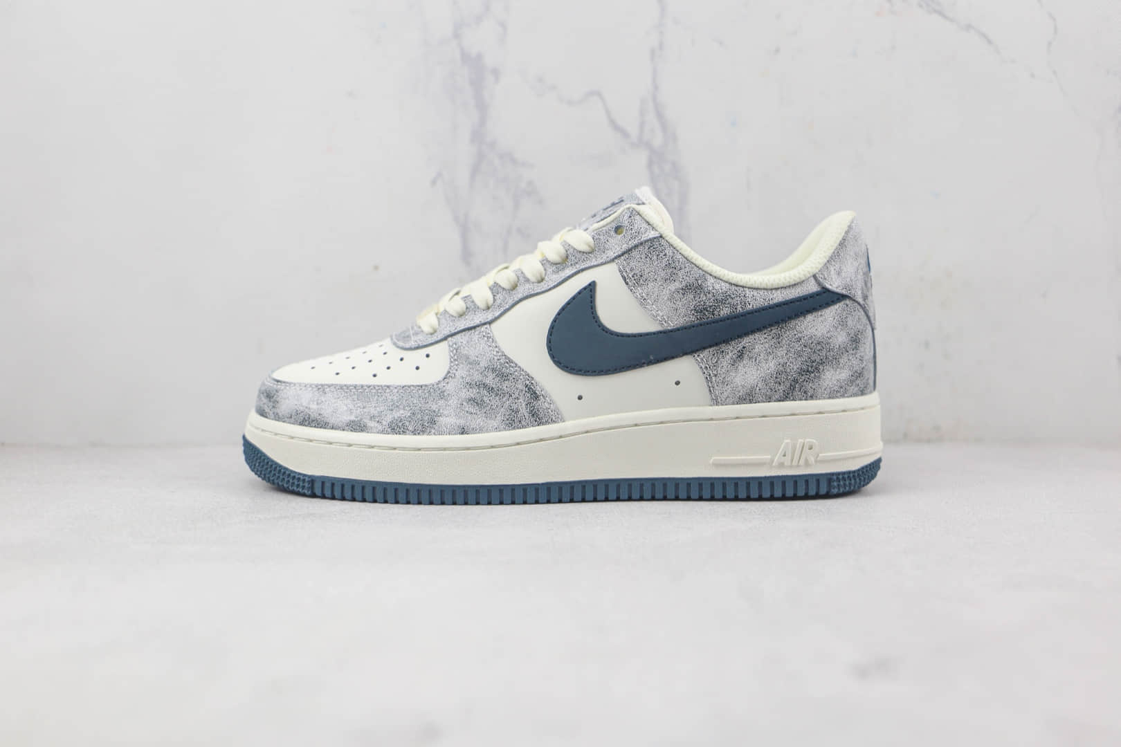 耐克Nike Air Force 1’07 Low莆田纯原复刻低帮空军一号迷雾配色板鞋内置气垫 货号：BX5815-535