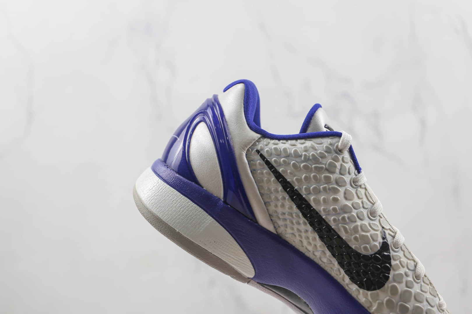耐克Nike Kobe VI莆田灭世纯原版本科比6代实战篮球鞋内置气垫碳板原盒原标 货号：436311-100