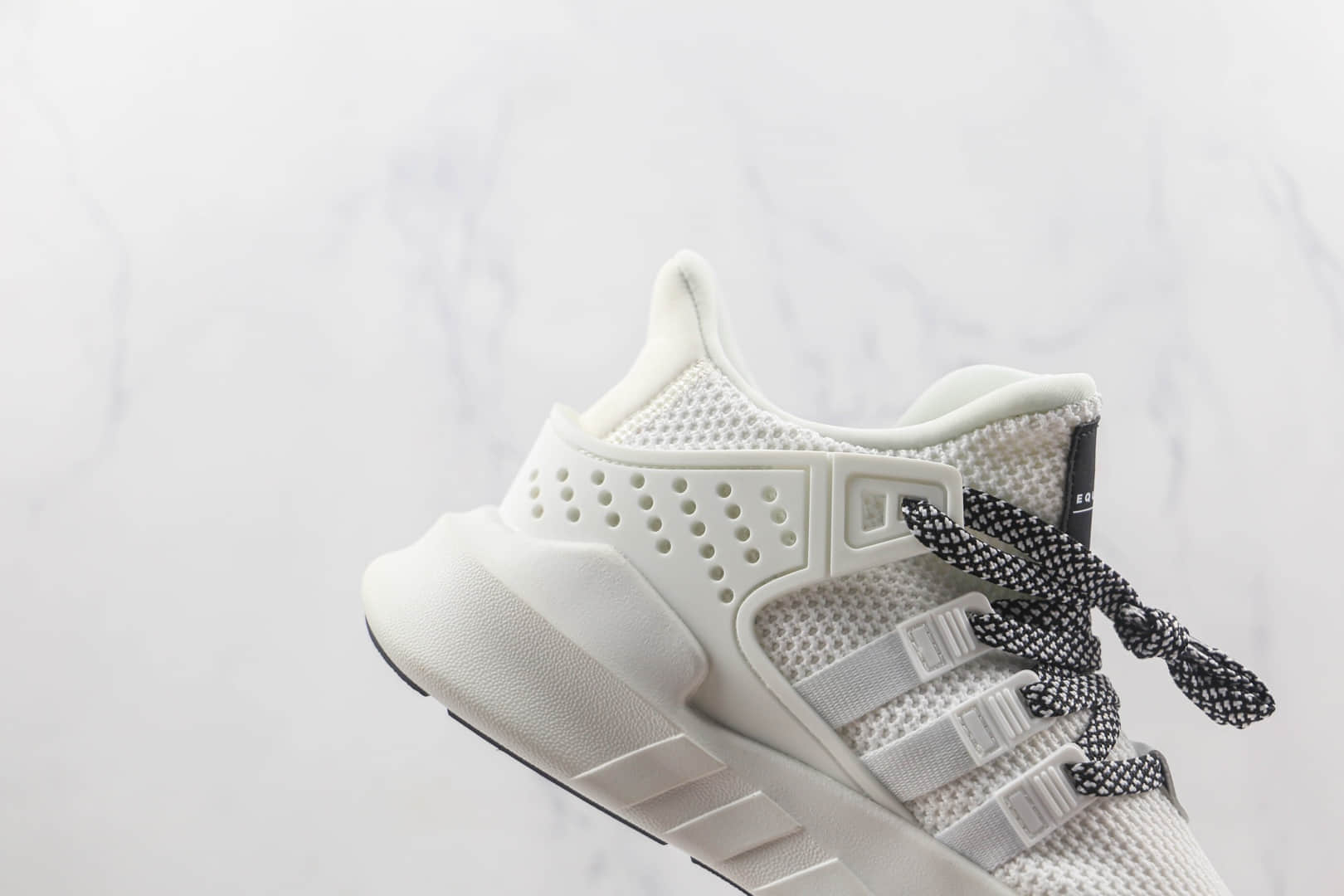 阿迪达斯Adidas EQT BASK ADV x Supreme联名款纯原版本白黑色支撑者系列复古慢跑鞋原楦头纸板打造 货号：FW4288