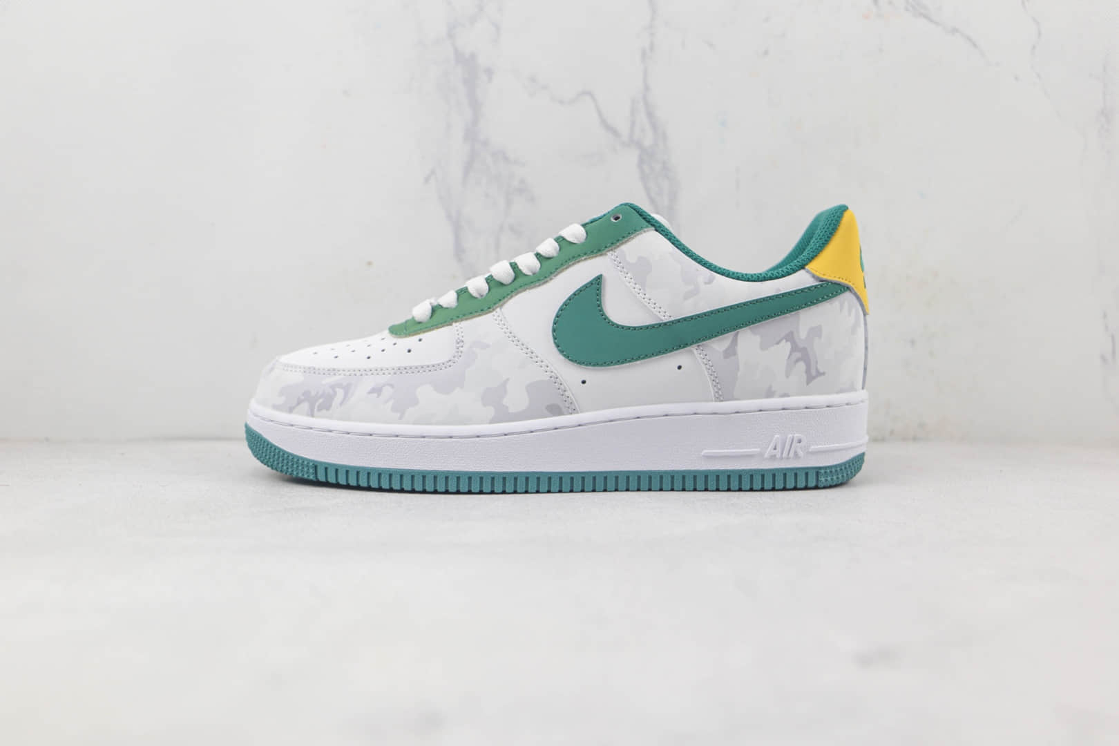 耐克Nike Air Force 1’07 Low纯原复刻天花板空军一号灰迷彩绿钩板鞋内置气垫 货号：AF1234-009