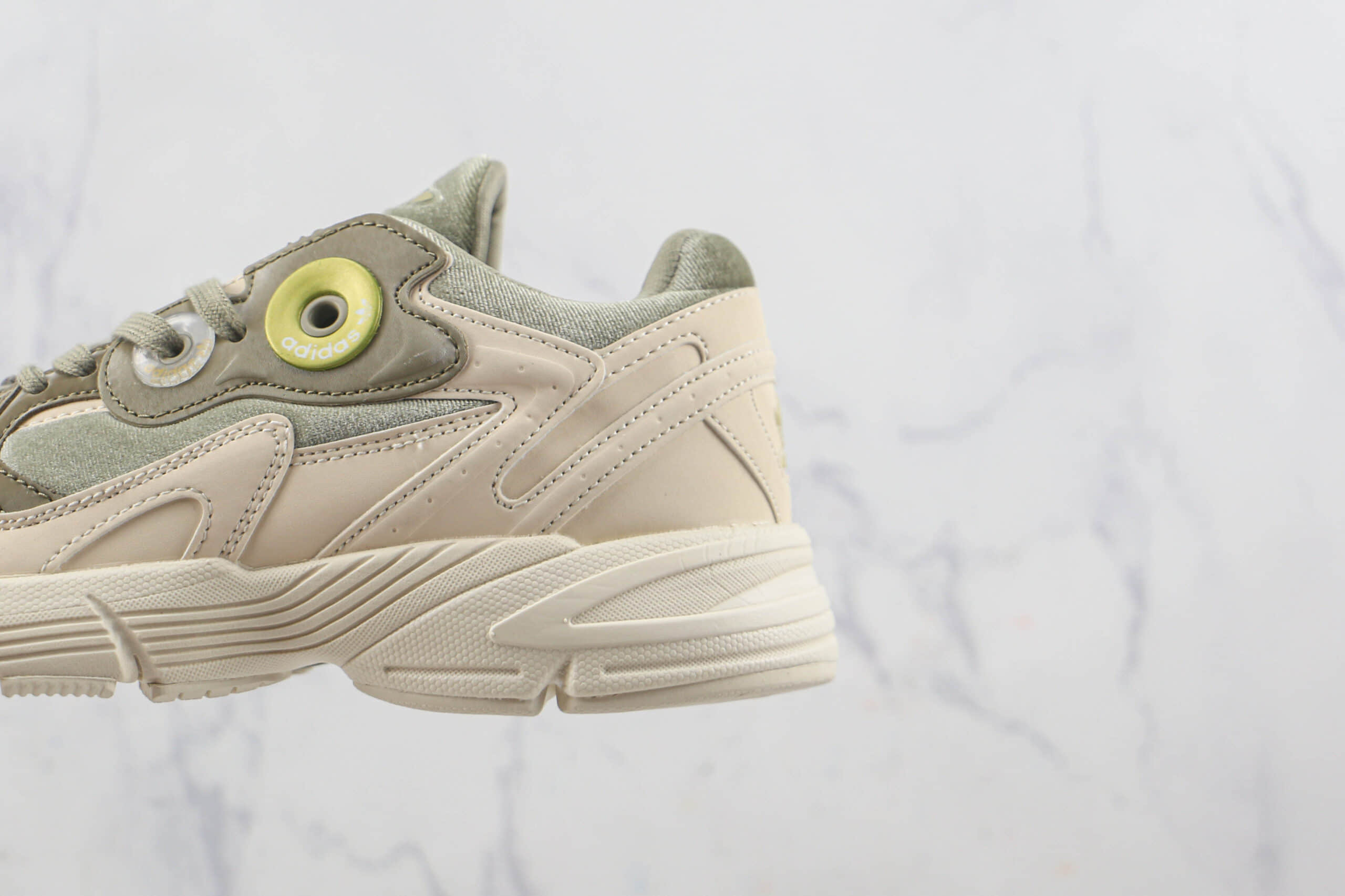阿迪达斯adidas original Astir莆田纯原复刻astir系列复古慢跑鞋原楦头纸板打造 货号：GX8548
