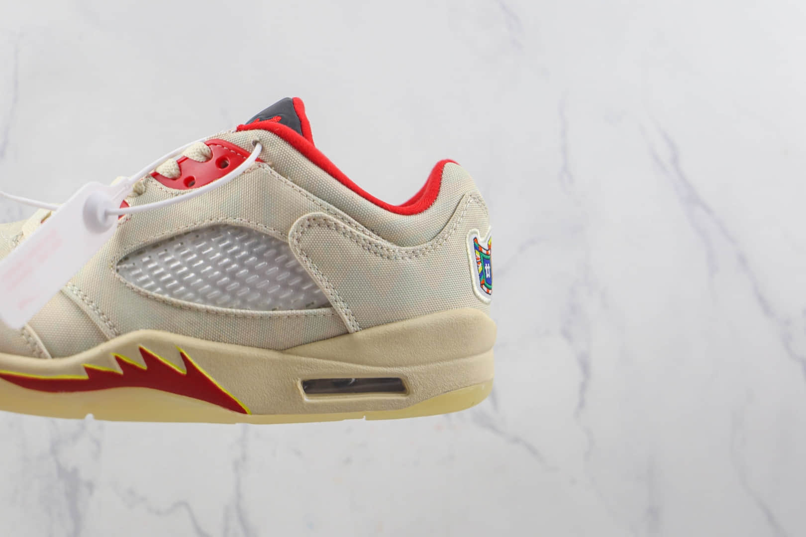 乔丹Air Jordan Retro 5 Low Chinese New Year莆田纯原天花板AJ5中国年白红撕撕乐篮球鞋原档案数据开发 货号：DD2240-100