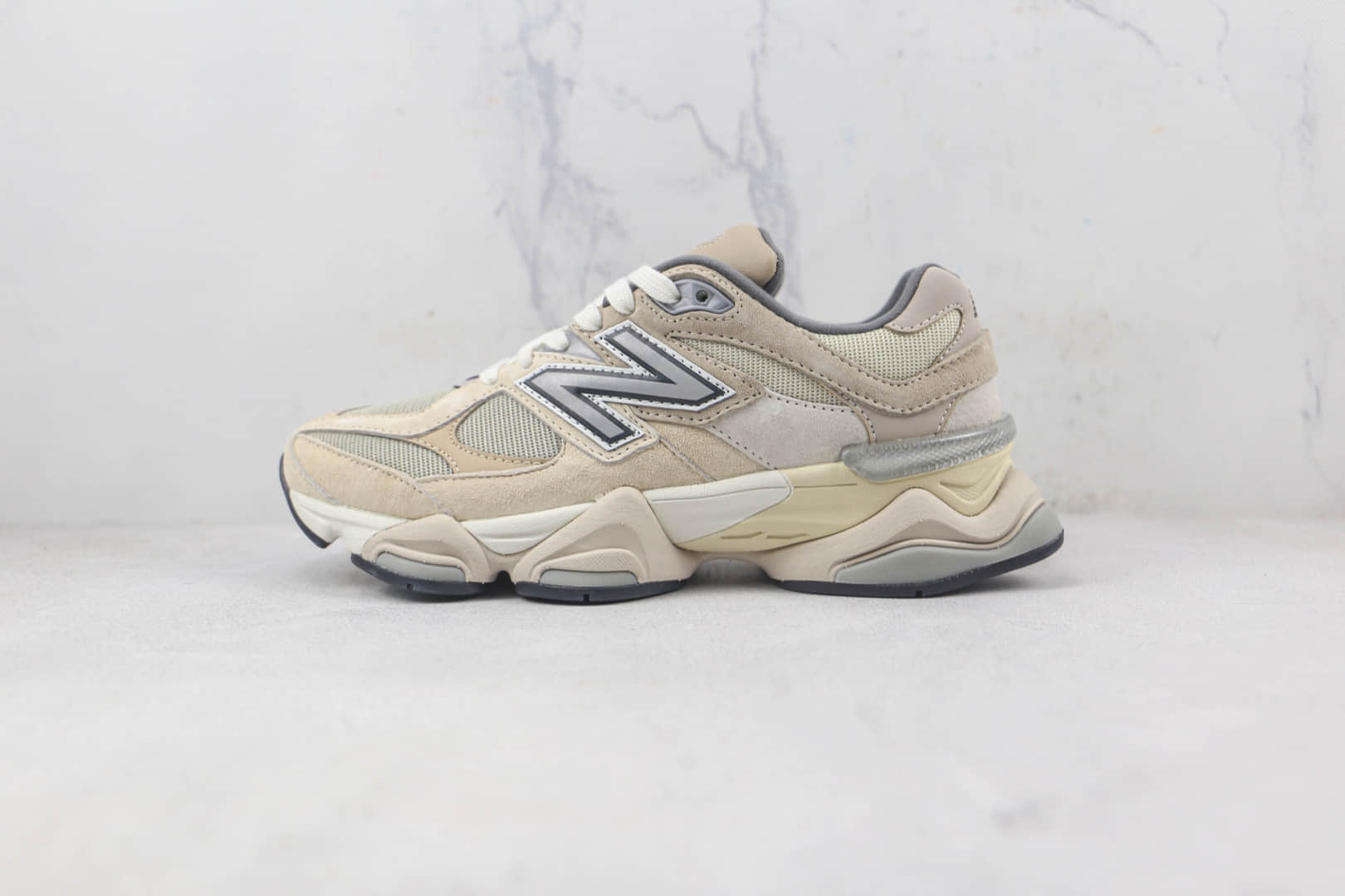 新百伦New Balance 9060 Inside Voices x JF Joe Freshgoods联名款莆田纯原复刻版本NB9060复古灰粉色老爹风跑步鞋原盒原标 货号：U9060MAC