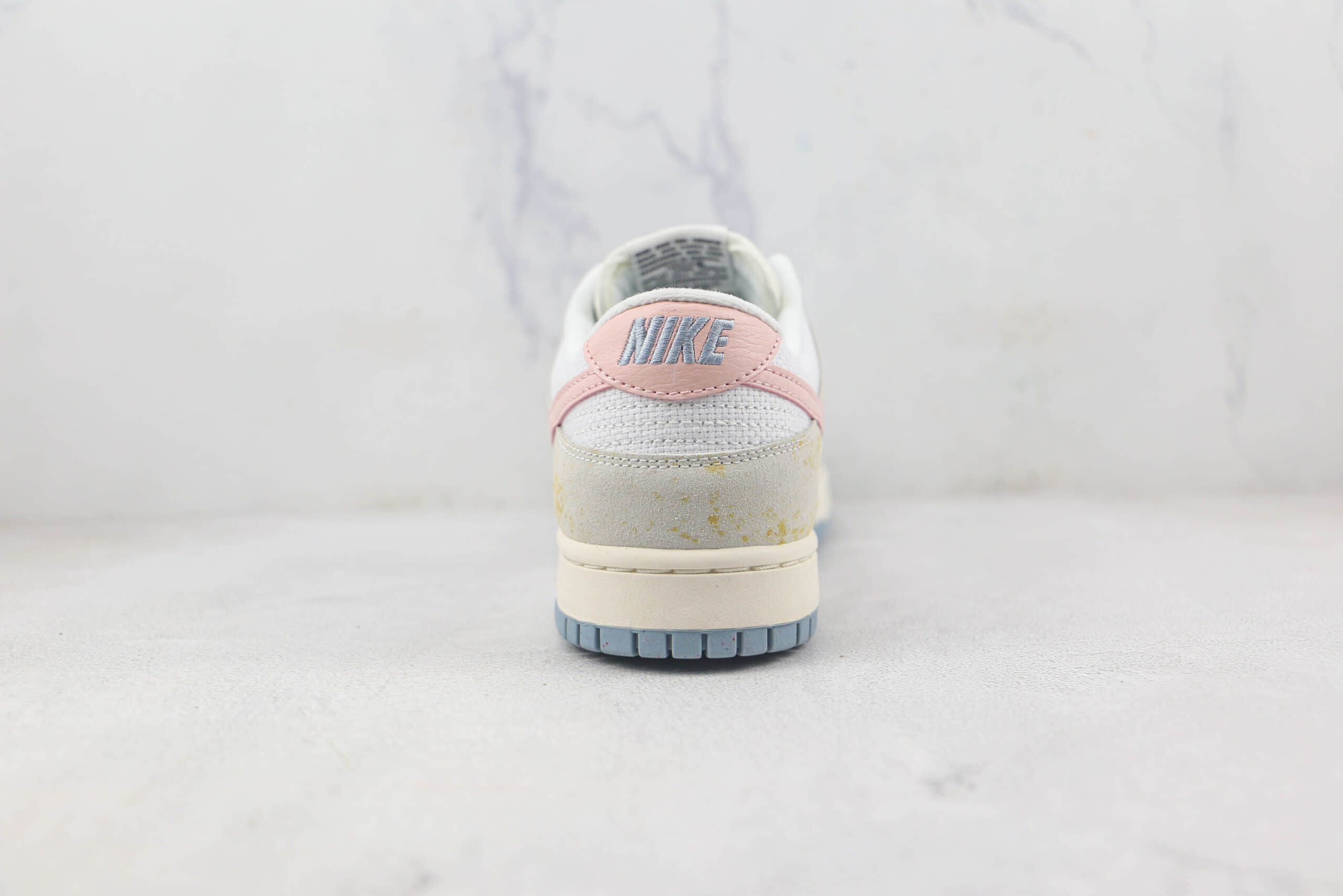 耐克Nike SB Dunk Low莆田天花板纯原复刻版本低帮SB DUNK复活节白蓝粉色板鞋原楦头纸板打造 货号：DV6486-100