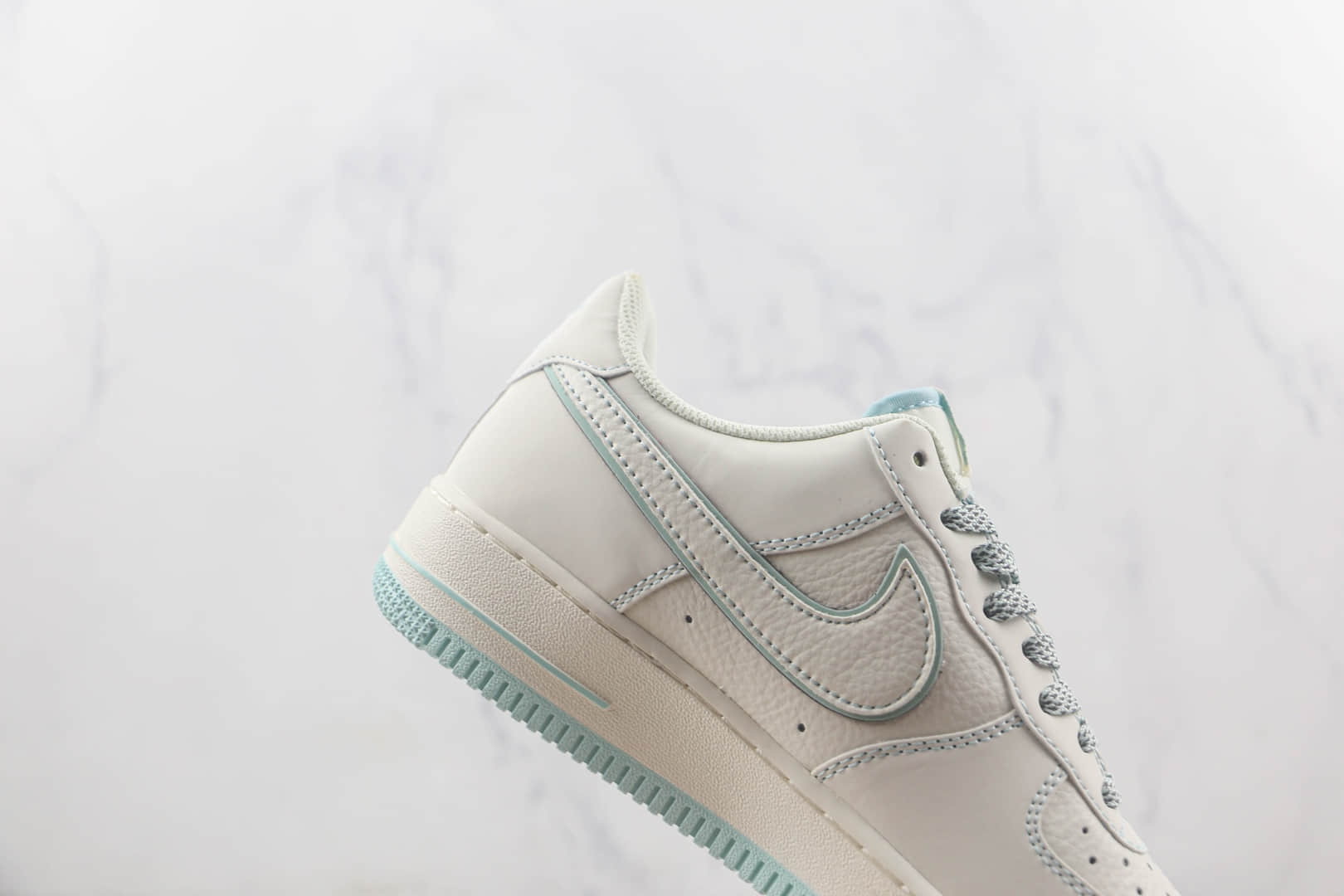 耐克Nike Air Force 1 07 Low x Undefeated联名款莆田纯原复刻版本低帮空军一号3M反光配色板鞋内置气垫 货号：HL5696-789