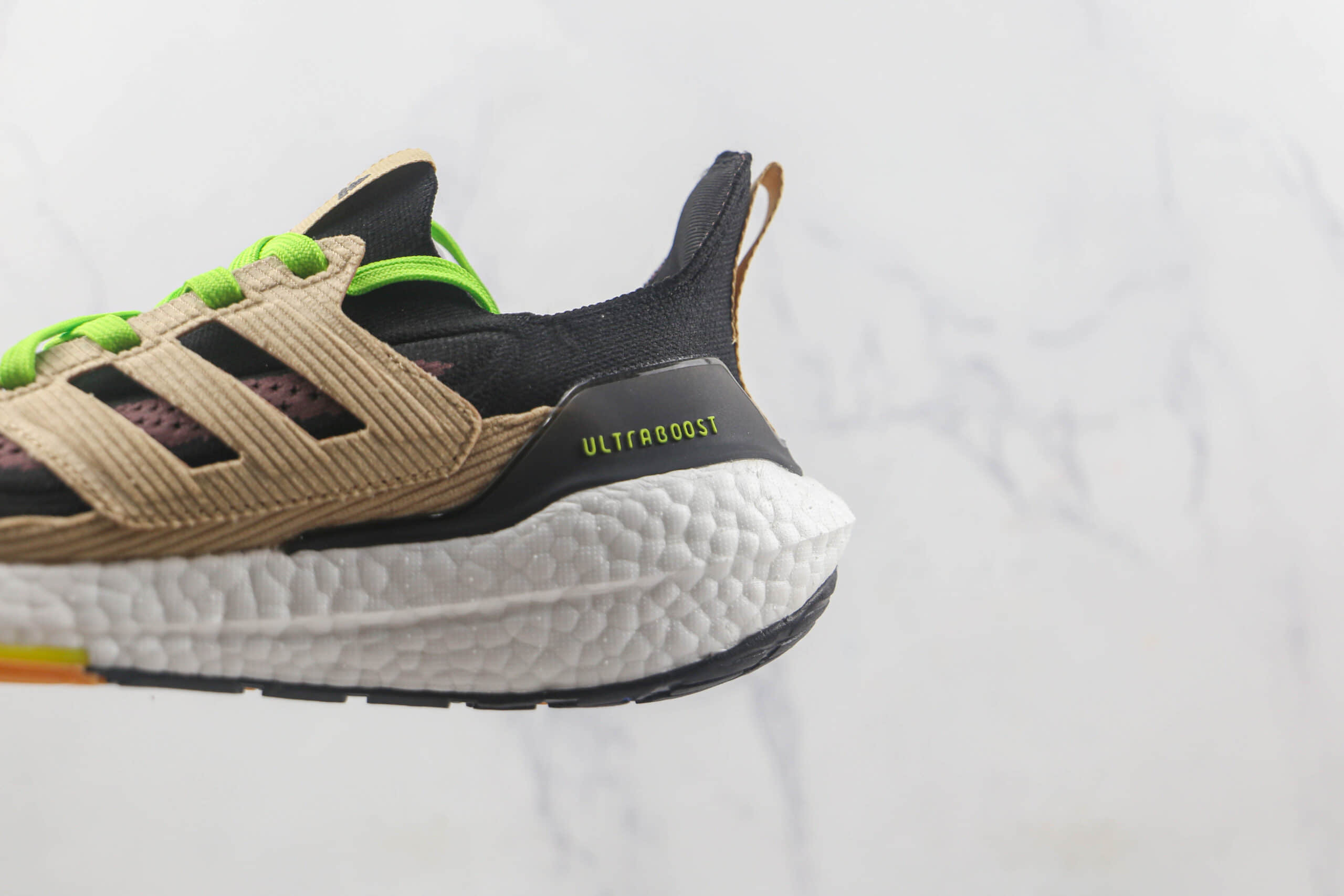 阿迪达斯adidas ultra boost 2021莆田纯原复刻版本UB7.0爆米花跑鞋原楦头纸板打造 货号：GX5254