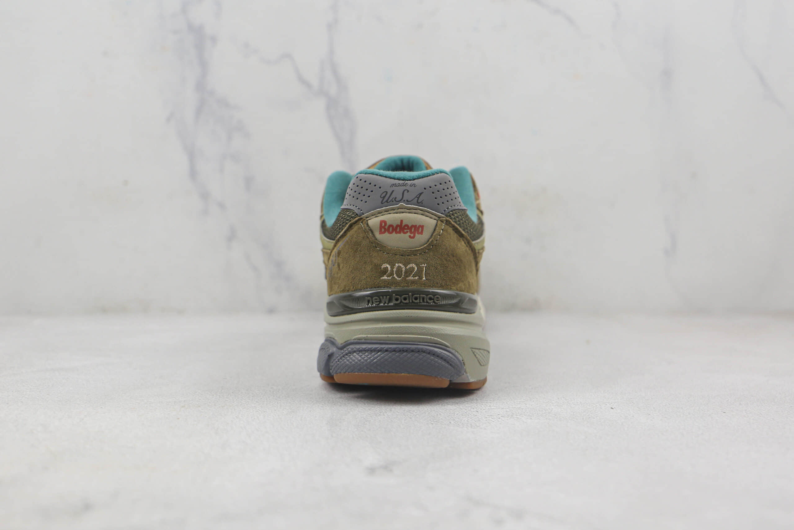 新百伦New Balance 990v3 x Bodega联名款莆田纯原复刻版本灰咖啡色NB990v3复古慢跑鞋原楦头纸板打造 货号：M990BD3