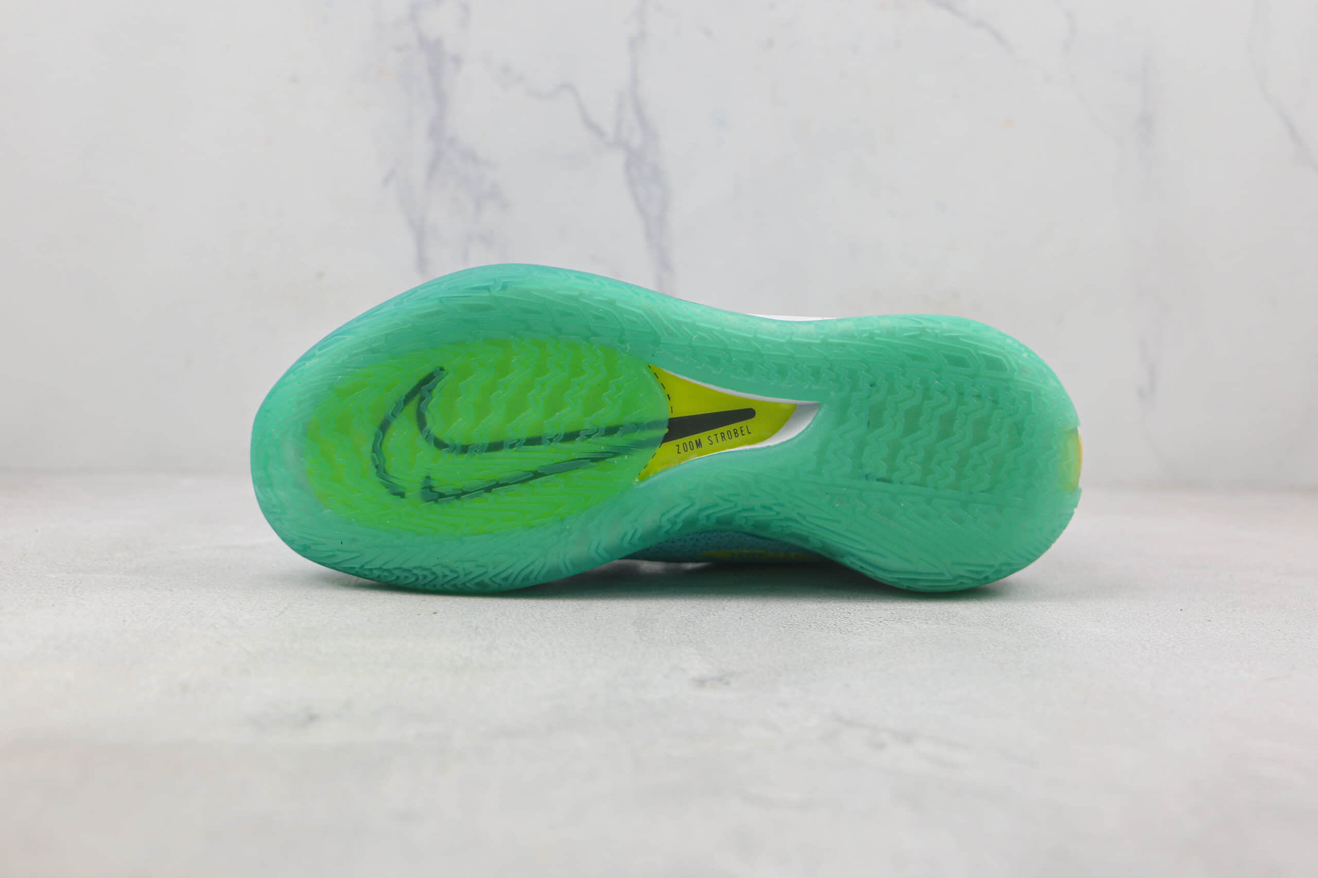 耐克Nike AIR ZOOM G.T. CUT莆田纯原复刻GT CUT实战篮球鞋原档案数据开发原鞋开模 货号：CZ0175-901