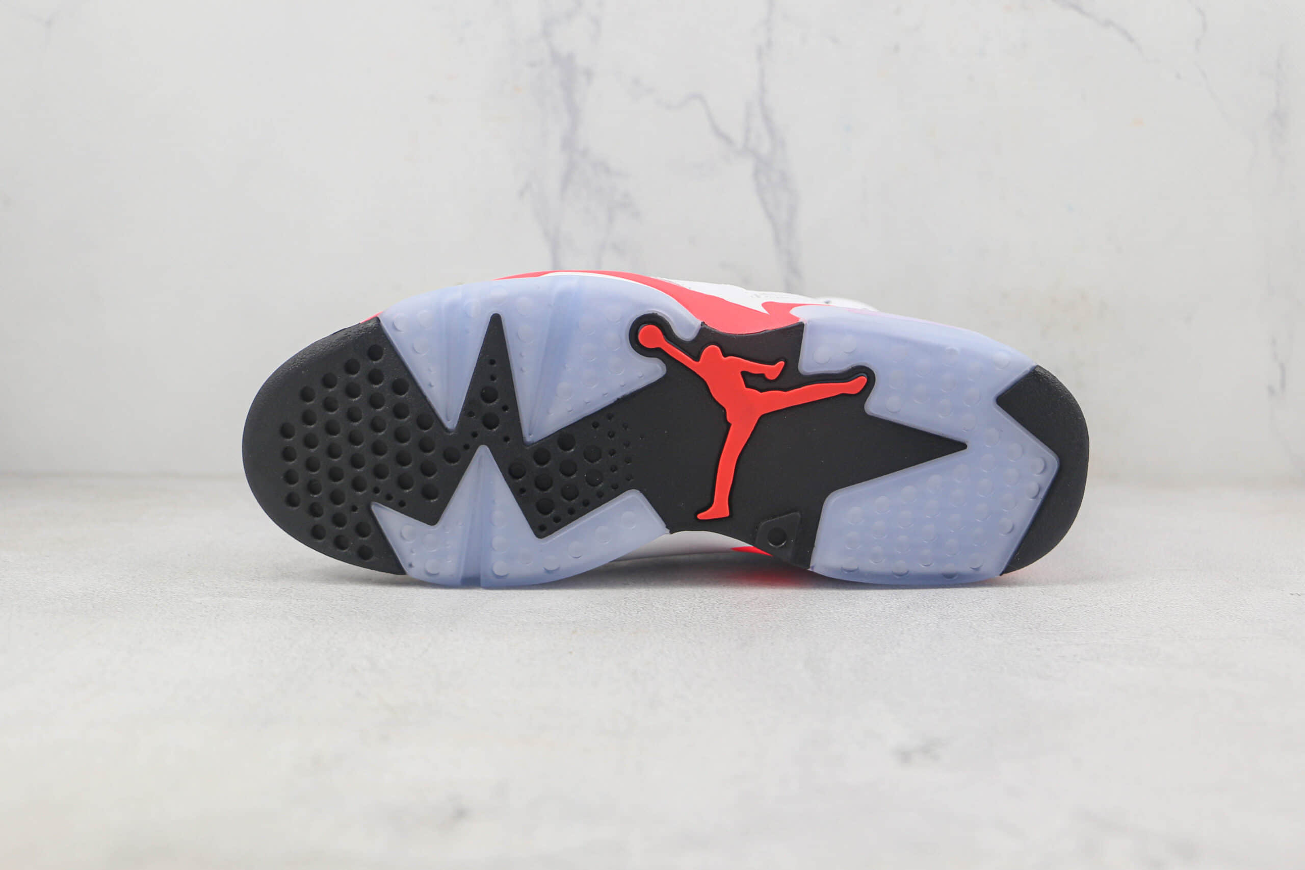 乔丹Air Jordan 6 Retro莆田天花板纯原复刻版本AJ6白红色篮球鞋原鞋开模一比一打造 货号：384664-123