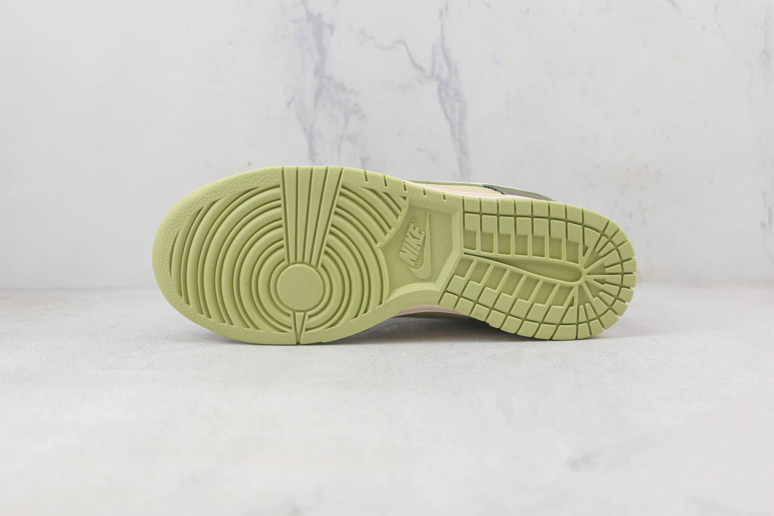 耐克Nike Dunk Low莆田天花板纯原复刻版本Dunk低帮灰黄色板鞋原盒原标 货号：FB4960-210