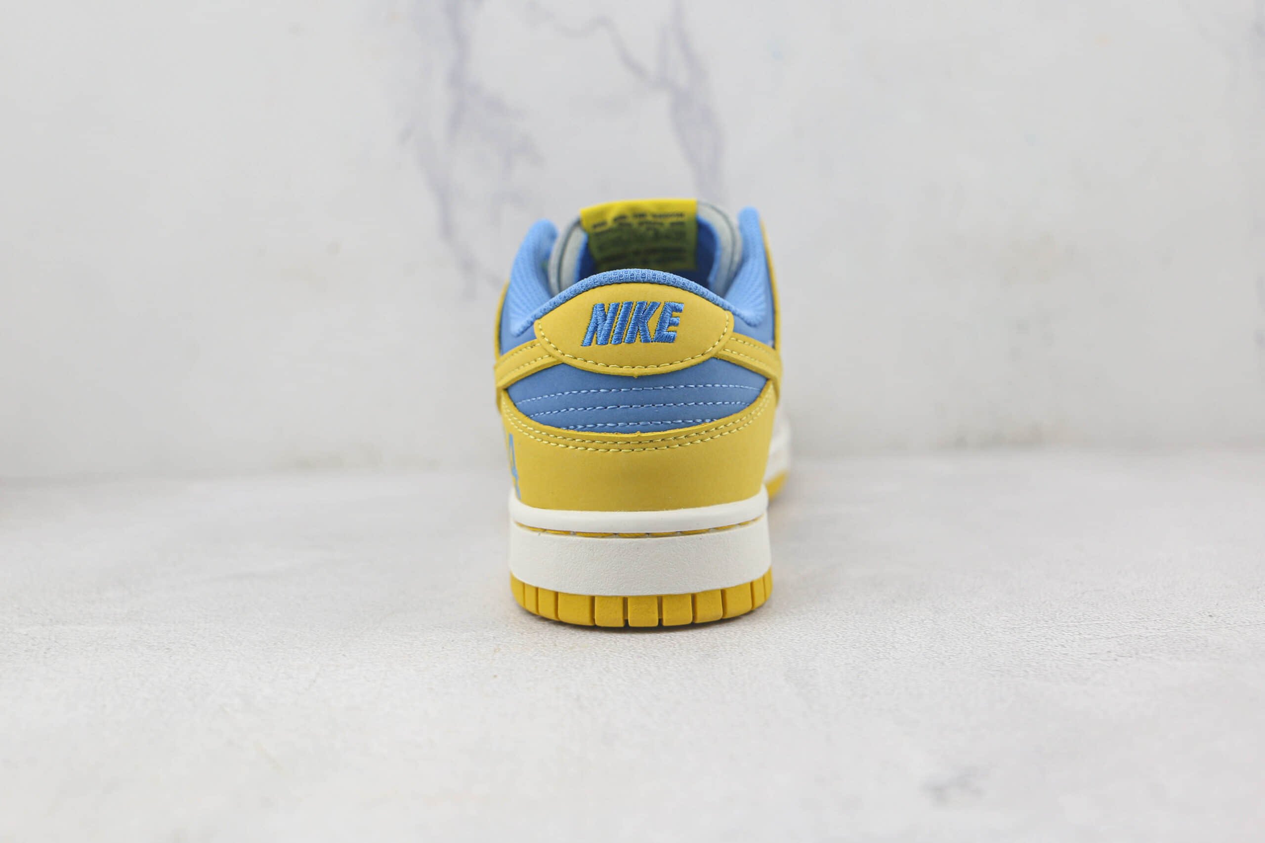 耐克Nike SB Dunk Low“Kobe”科比联名纪念款莆田纯原复刻版本低帮板鞋区别市面通货 货号：LF2428-002