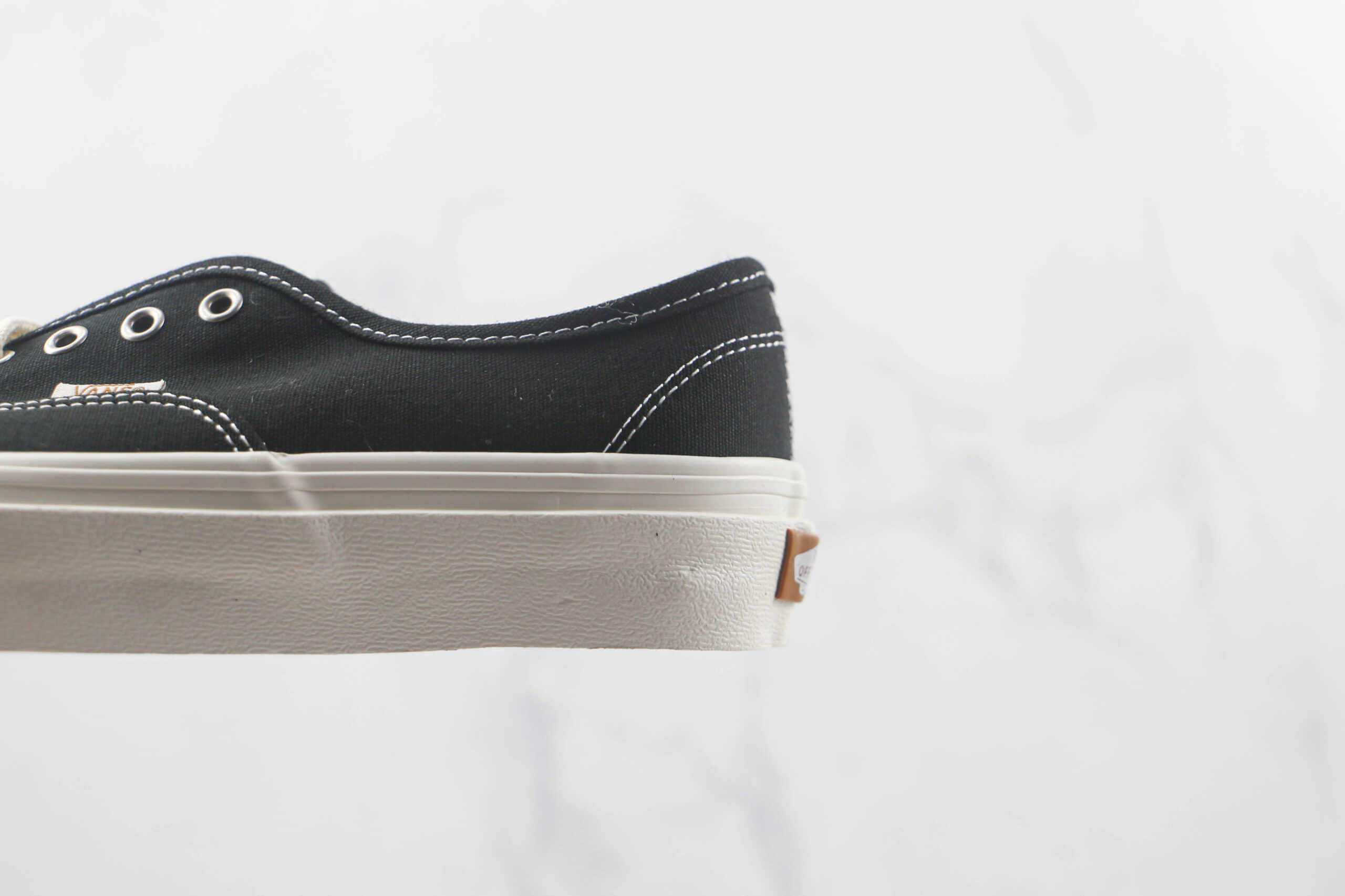 万斯Vans Authentic莆田纯原复刻版本安纳海姆系列黑白色硫化帆布鞋原楦头纸板打造原盒原标