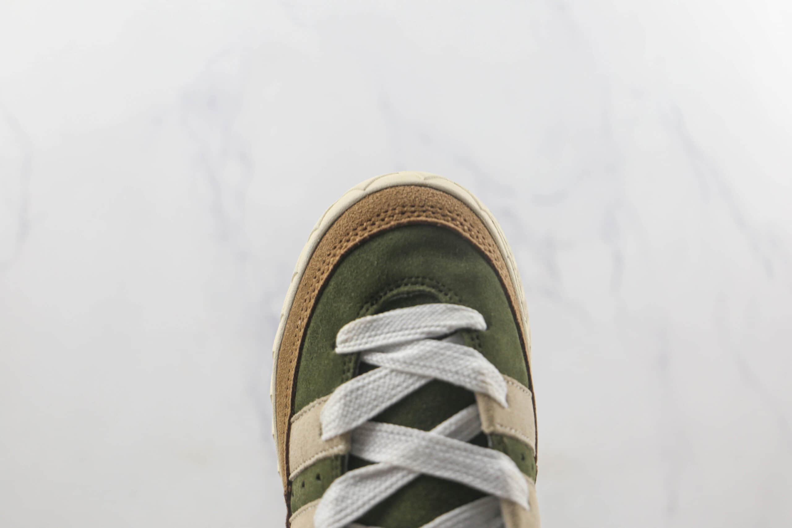 阿迪达斯Adidas ADIMATIC莆田纯原复刻版本ADIMATIC系列绿棕色板鞋原档案数据开发原盒原标 货号：HP9914