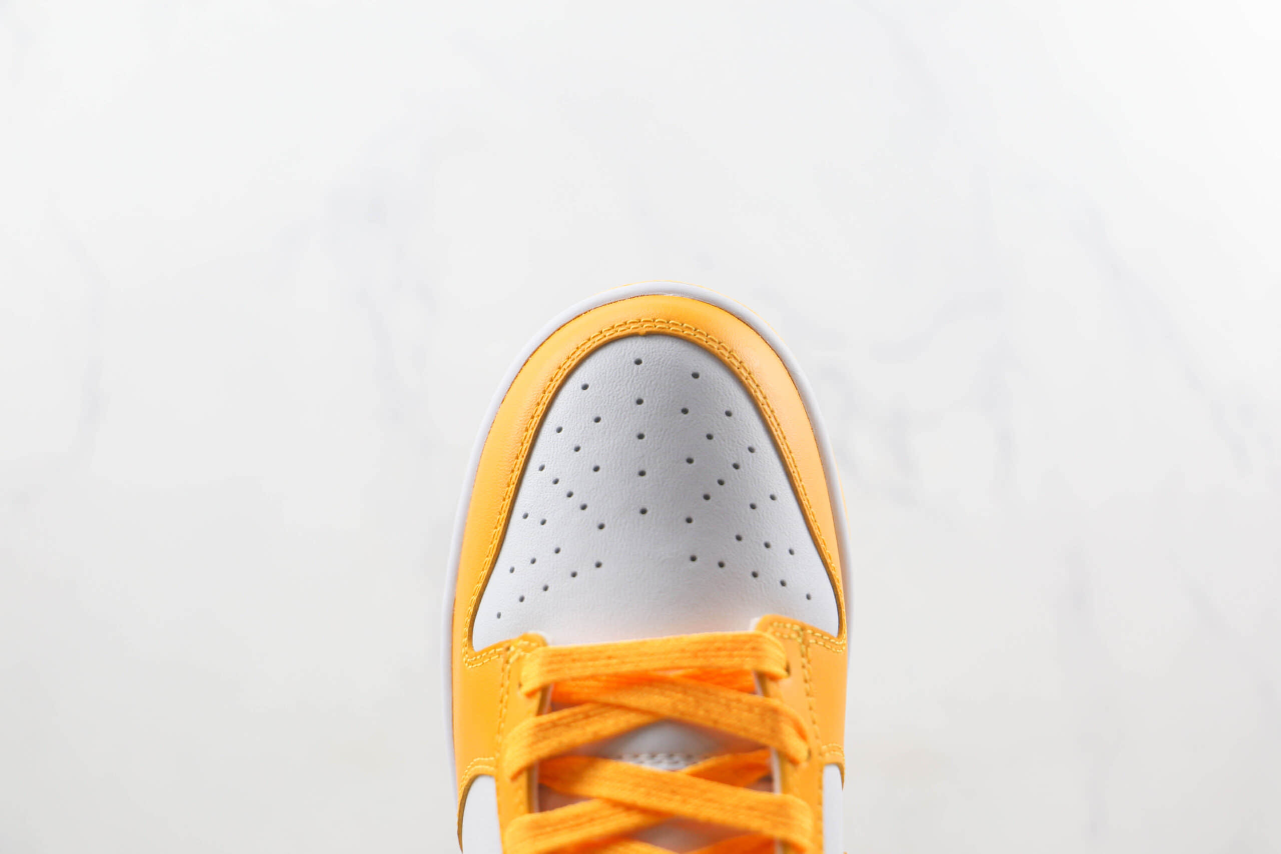 耐克Nike SB Dunk Low莆田天花板纯原复刻版本低帮SB DUNK白黄色板鞋原鞋开模一比一打造 货号：DD1503-800