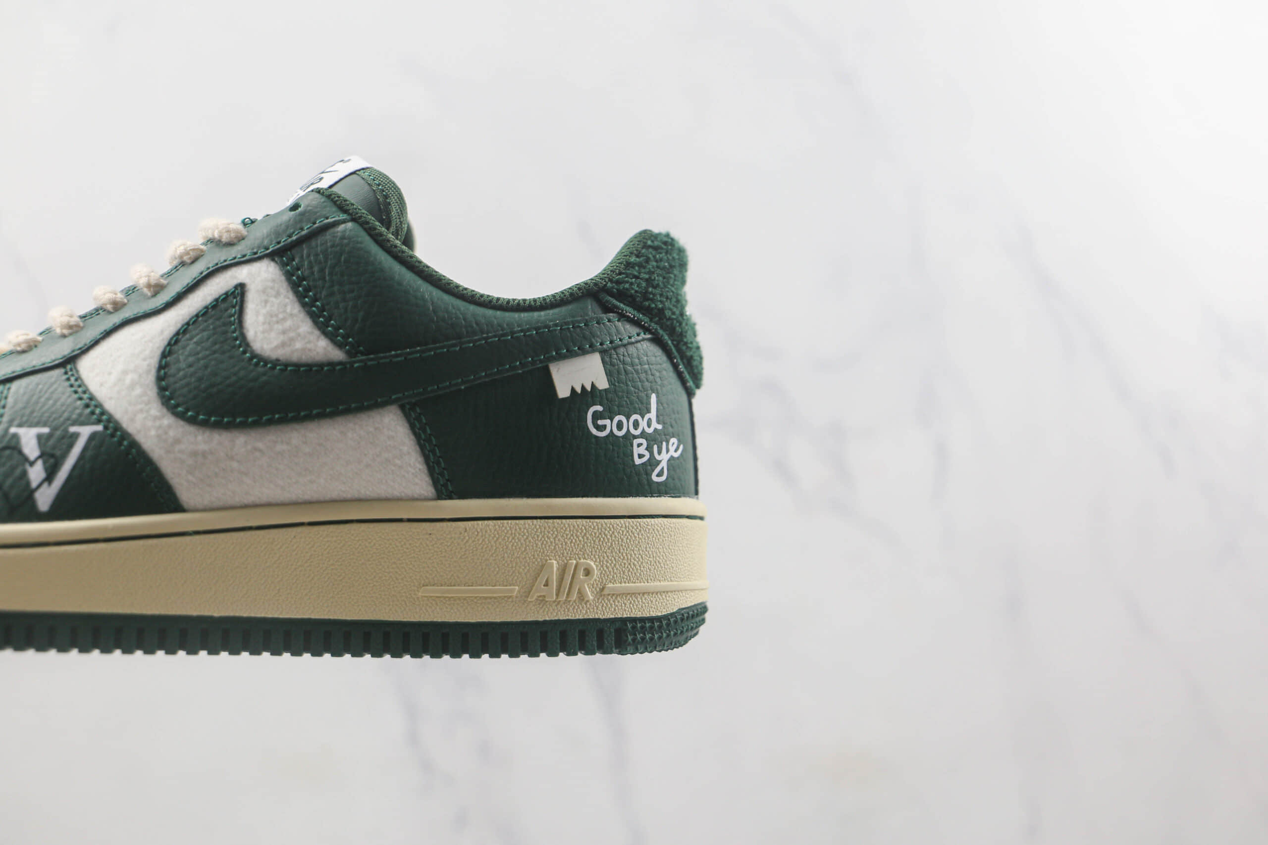 耐克Nike Air Force 1 Low Good bye莆田纯原复刻版本低帮空军一号白绿色板鞋内置气垫原盒原标 货号：DD5220-169