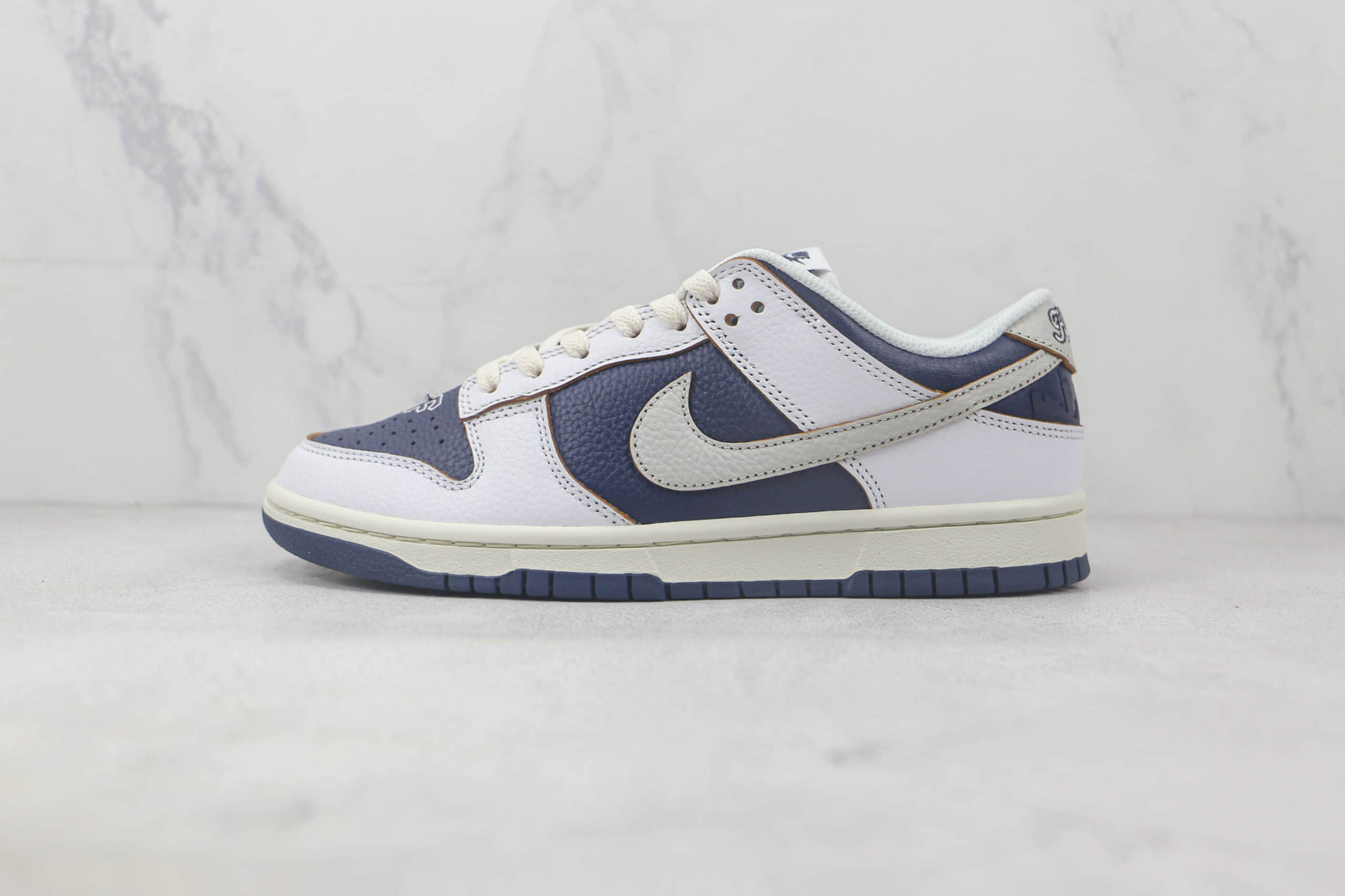 耐克Nike SB Dunk Low Dark Driftwood莆田天花板纯原复刻版本低帮SB DUNK白蓝色板鞋原楦头纸板打造 货号：FD8775-100