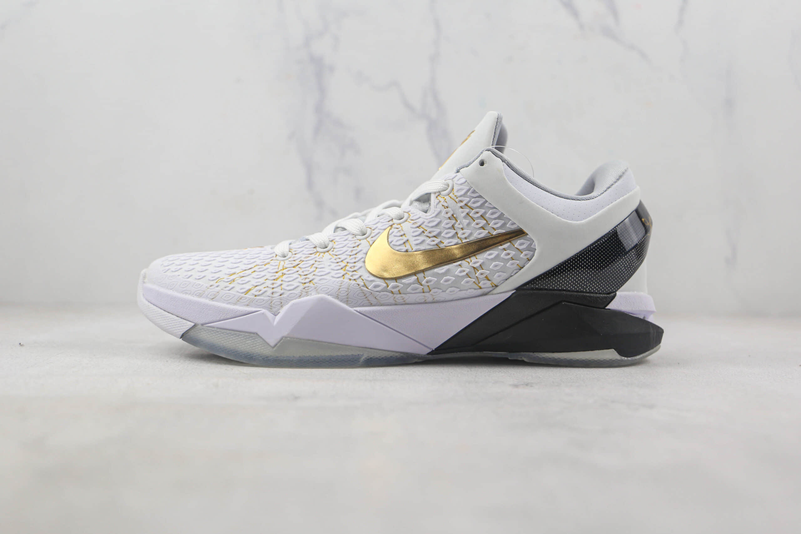 耐克Nike Zoom Kobe VII System Supreme莆田纯原复刻版本科比7代实战篮球鞋原楦头纸板打造 货号：511371-100