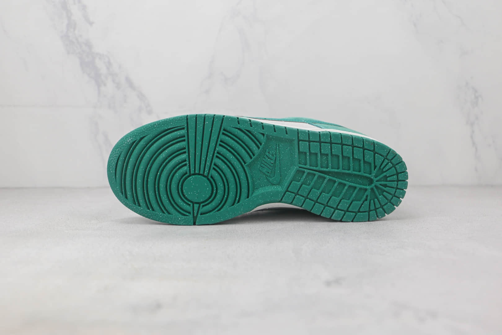 耐克Nike Dunk Low SE 85莆田纯原复刻版本低帮DUNK蓝绿双钩板鞋原楦头纸板打造 货号：DO9457-101
