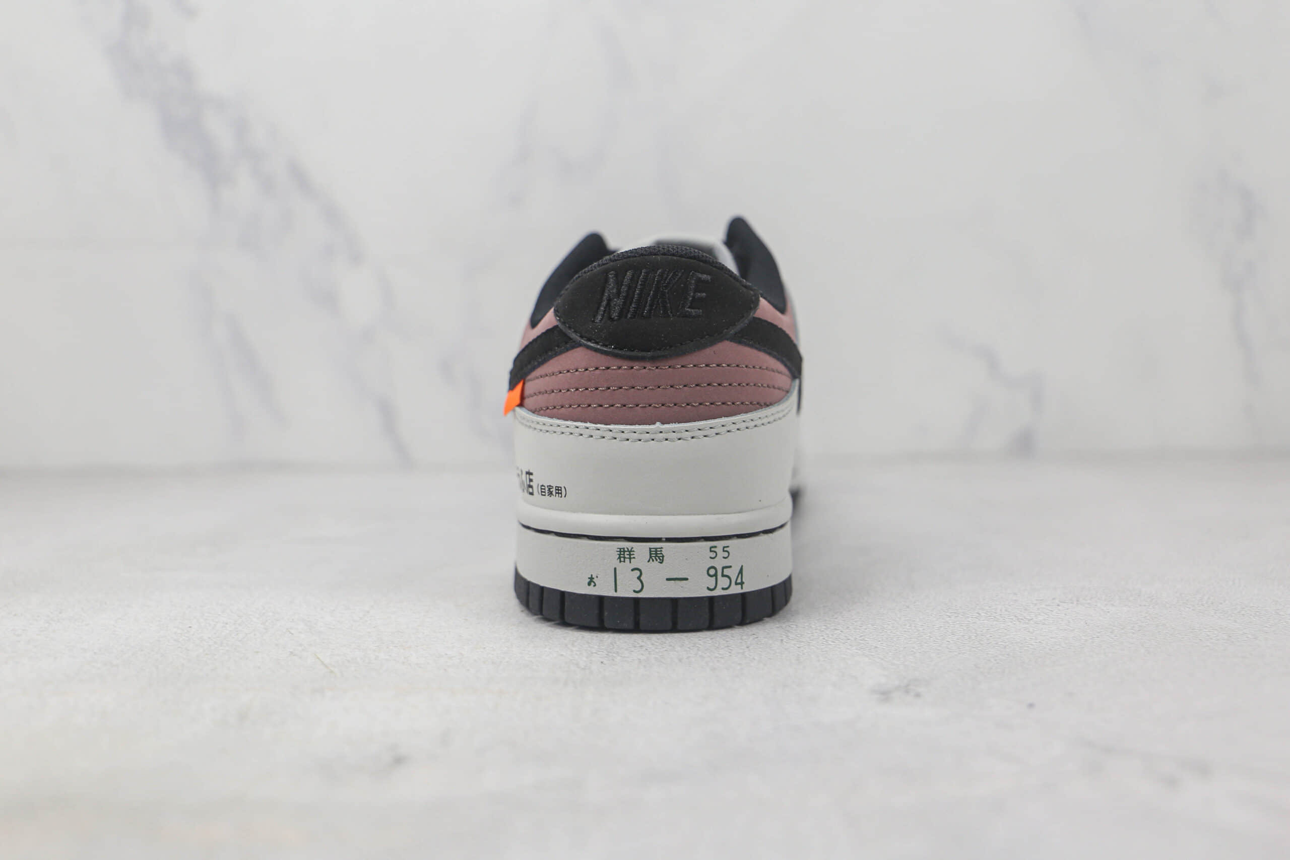 耐克Nike SB Dunk Low莆田天花板低帮SB DUNK藤原拓海灰黑配色板鞋原楦头纸板打造 货号：DD1391-107