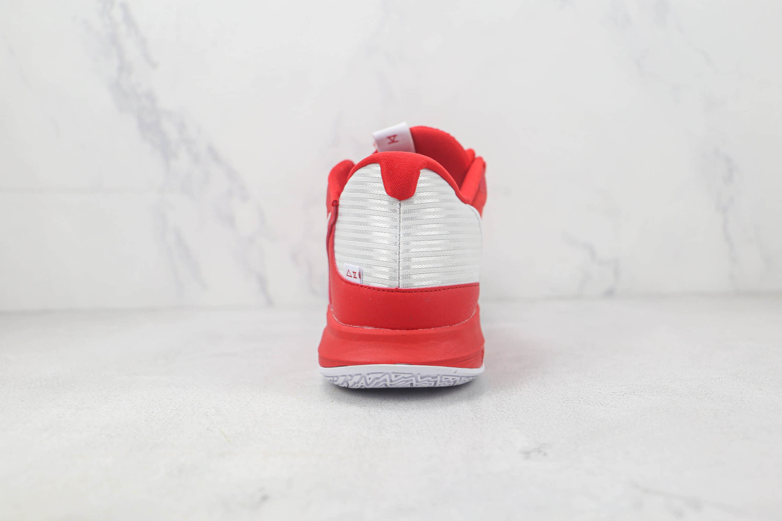 耐克Nike Kyrie Low 5 EP莆田纯原复刻版本欧文5代白红色篮球鞋支持实战原盒原标 货号：DO9617-600
