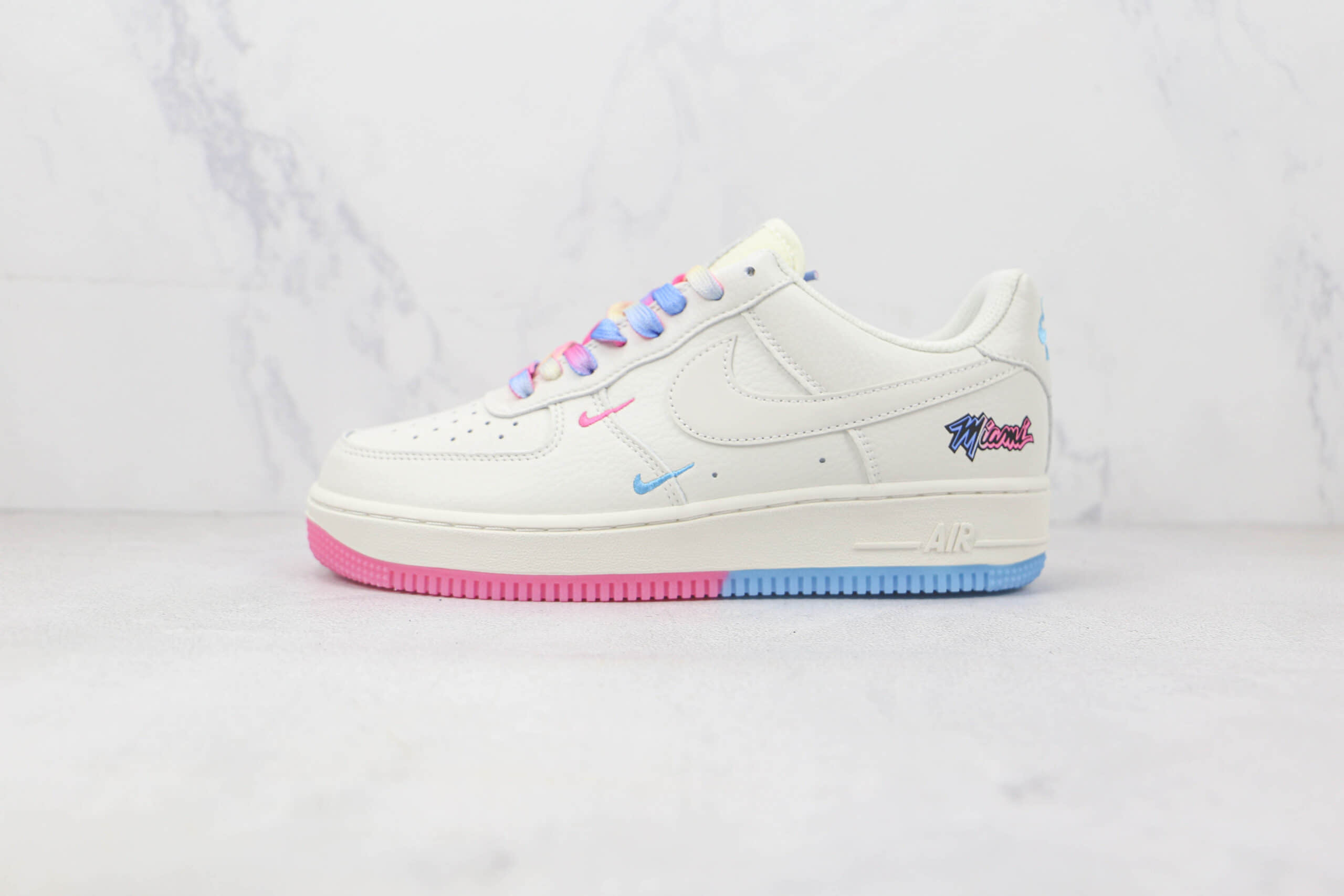 耐克Nike Air Force1莆田纯原复刻版本低帮空军一号蓝粉双钩板鞋内置气垫原盒原标 货号：KU0902-112