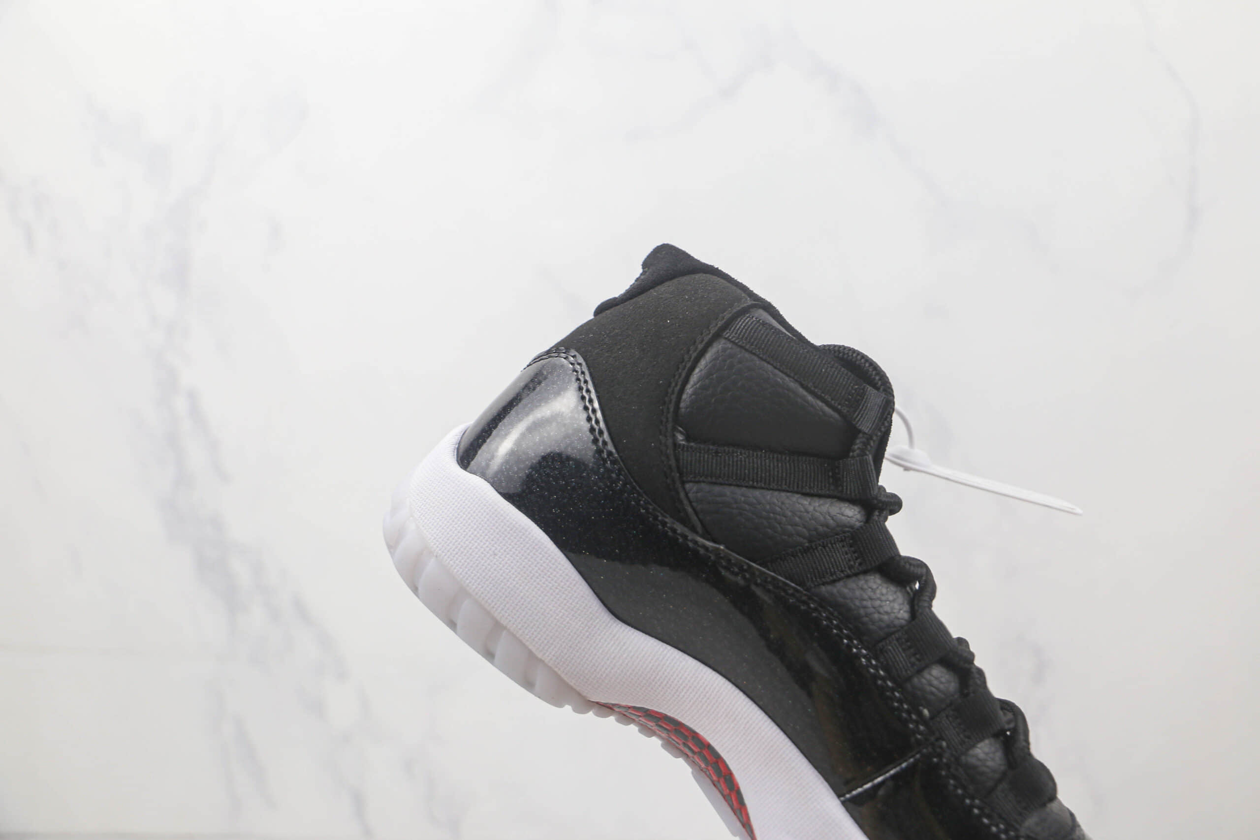 乔丹Air Jordan 11 Retro 72-10莆田天花板纯原复刻版本高帮AJ11黑红大魔王配色篮球鞋内置碳板支持实战 货号：378037-002