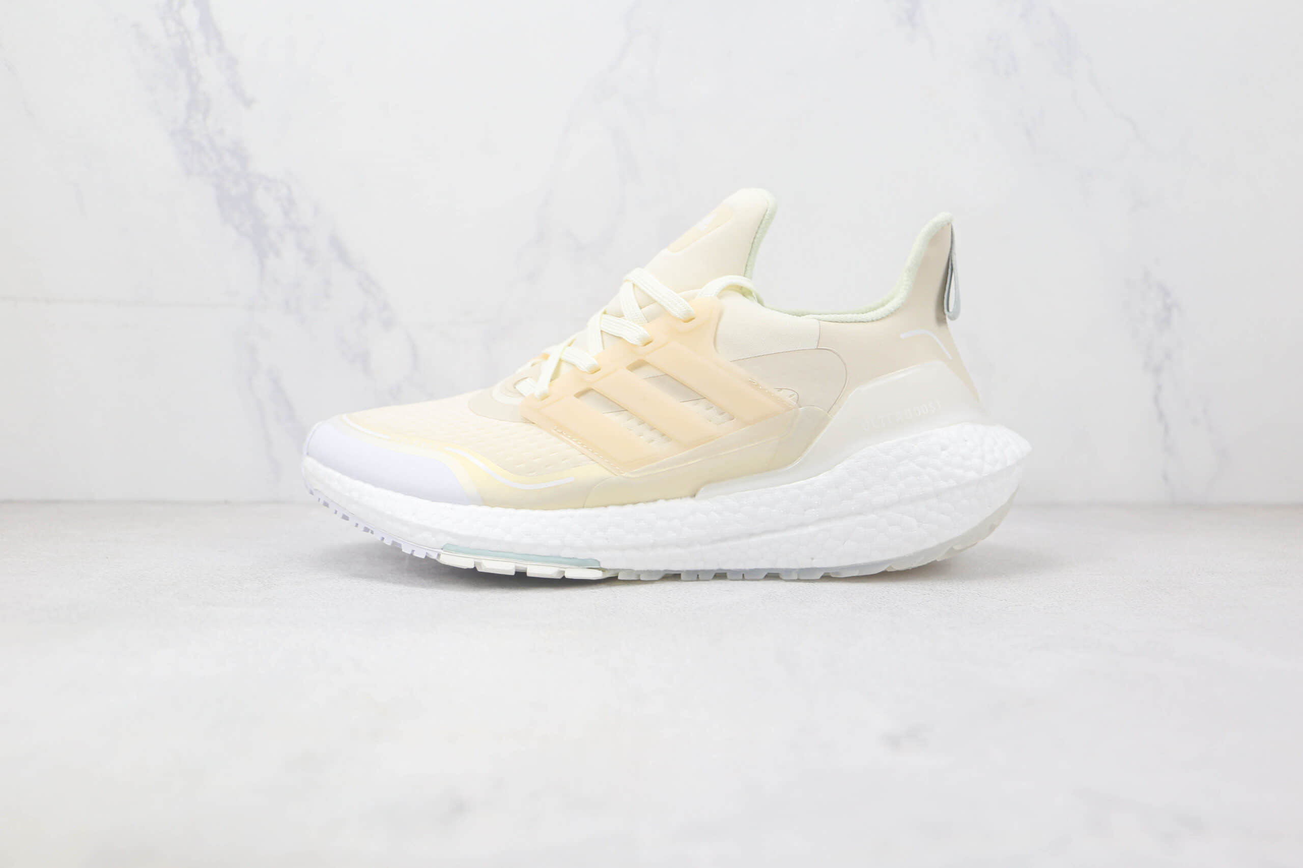 阿迪达斯adidas ultra boost 2021莆田纯原复刻版本UB7.0奶黄色爆米花跑鞋原档案数据开发 货号：FY3955