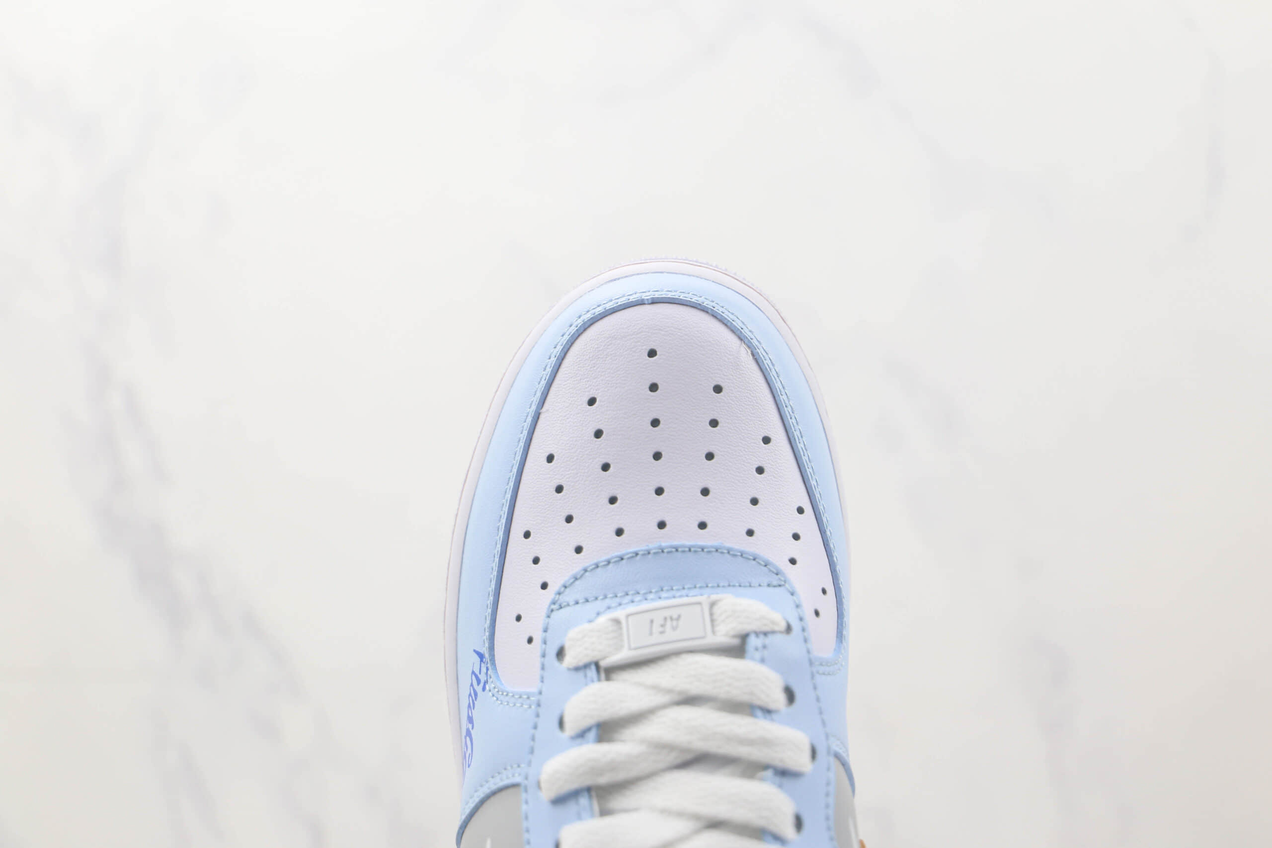 耐克Nike Air Force1 07纯原版本低帮空军一号定制款圣诞夜小熊灰蓝色板鞋 耐克空军一号定制款 货号：CW2288-669