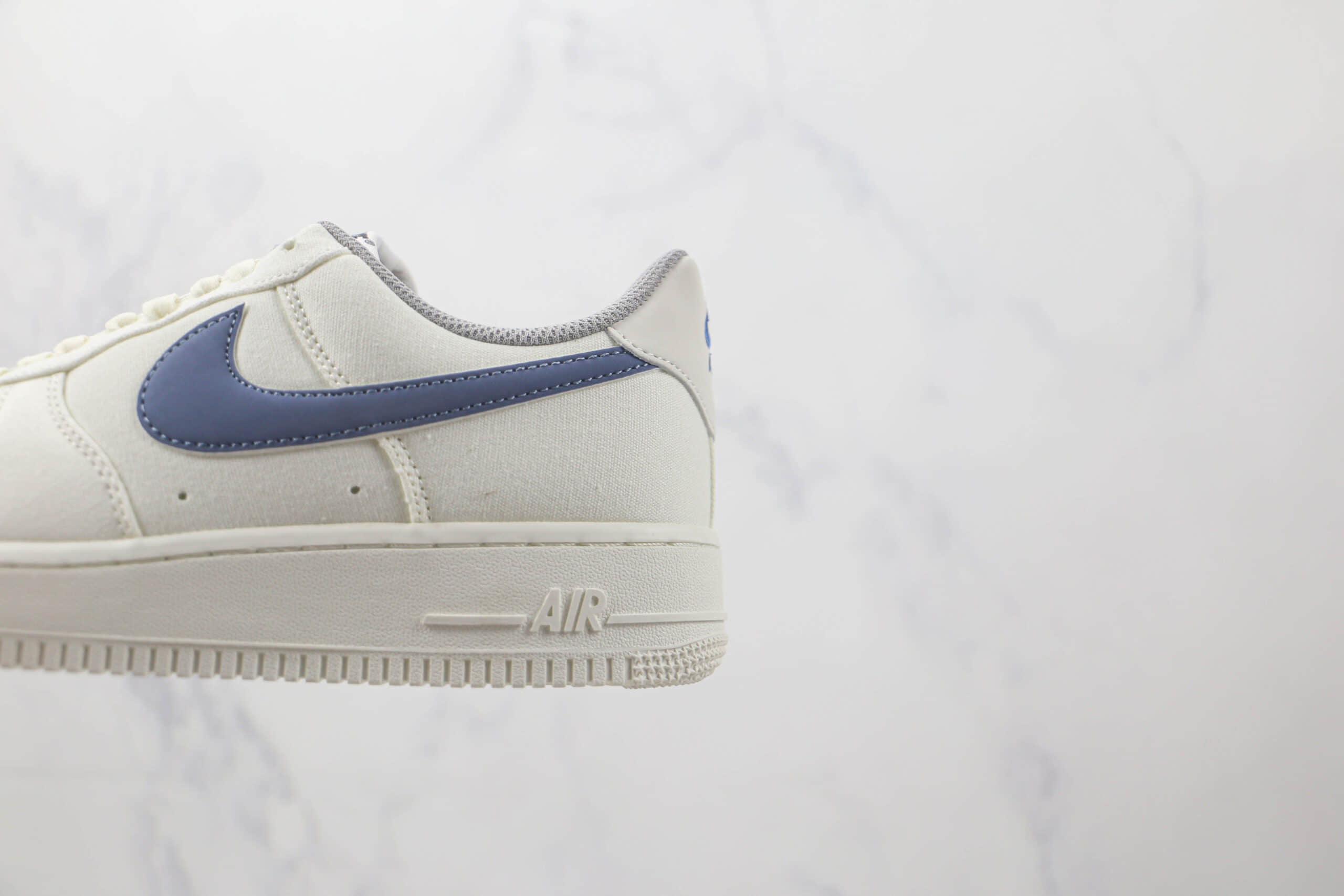 耐克Nike Air Force 1 Low 07莆田纯原复刻版本低帮空军一号白蓝色板鞋原盒原标 货号：DG2296-009