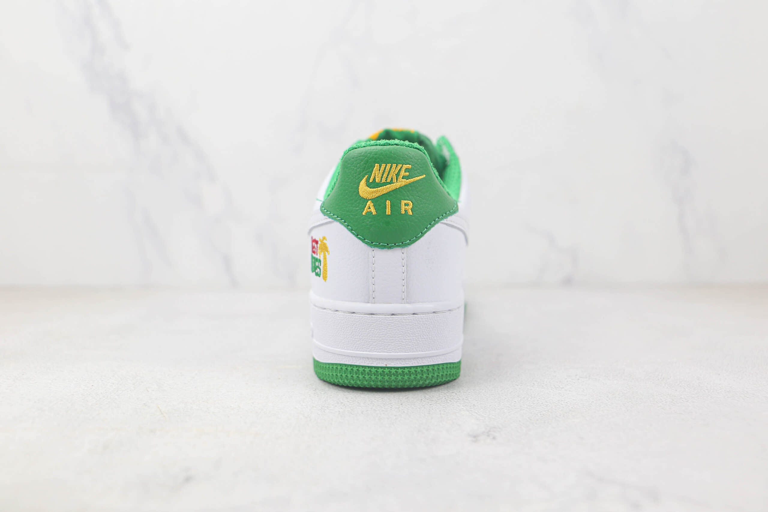 耐克Nike Air Force 1 Low 07纯原版本低帮空军一号白绿色板鞋 耐克空军一号定制款 货号：DX1158-100