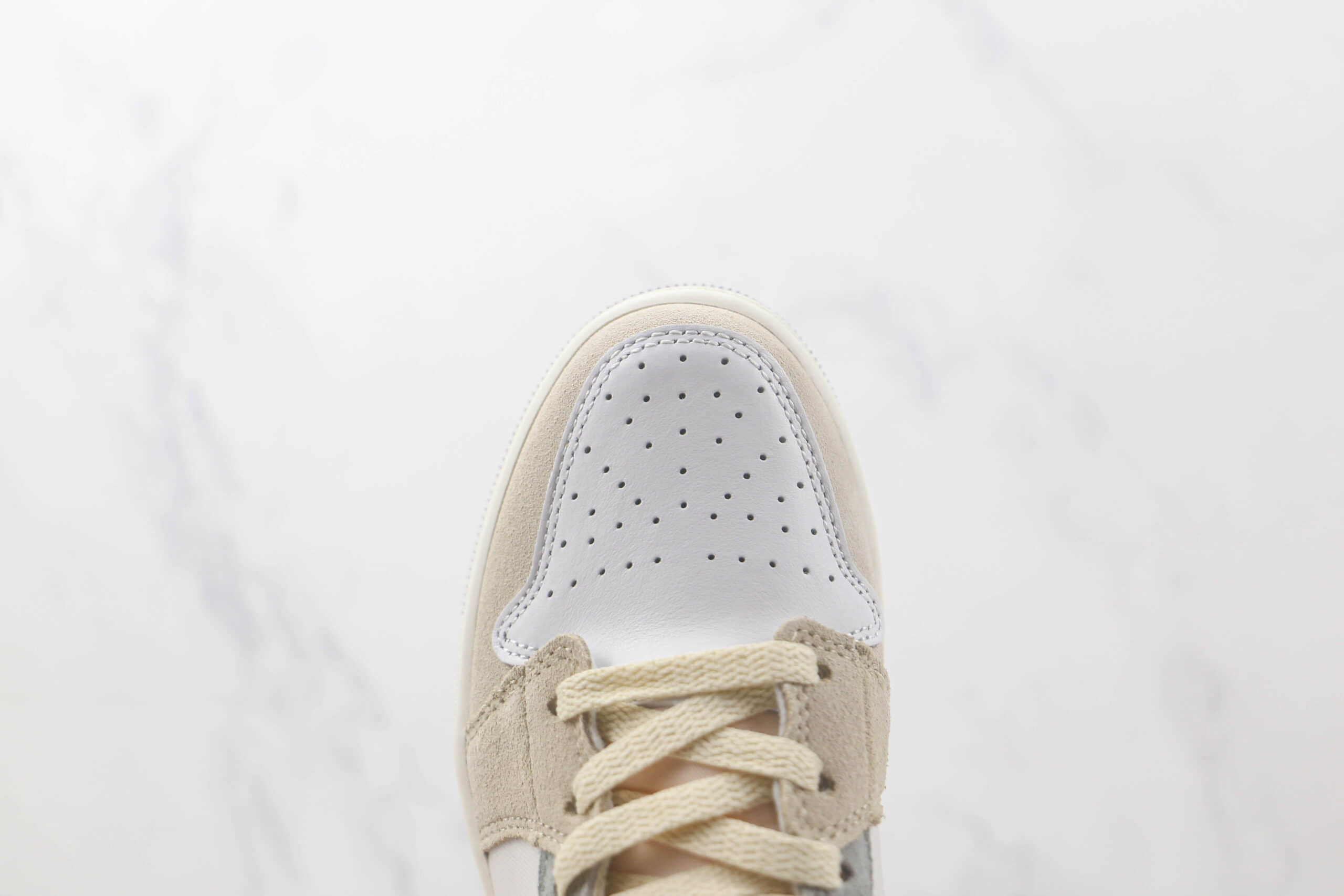 乔丹Air Jordan 1 Low SE Craft White and Phantom纯原版本低帮AJ1白灰色休闲板鞋 莆田AJ工厂批发 货号：DN1635-100
