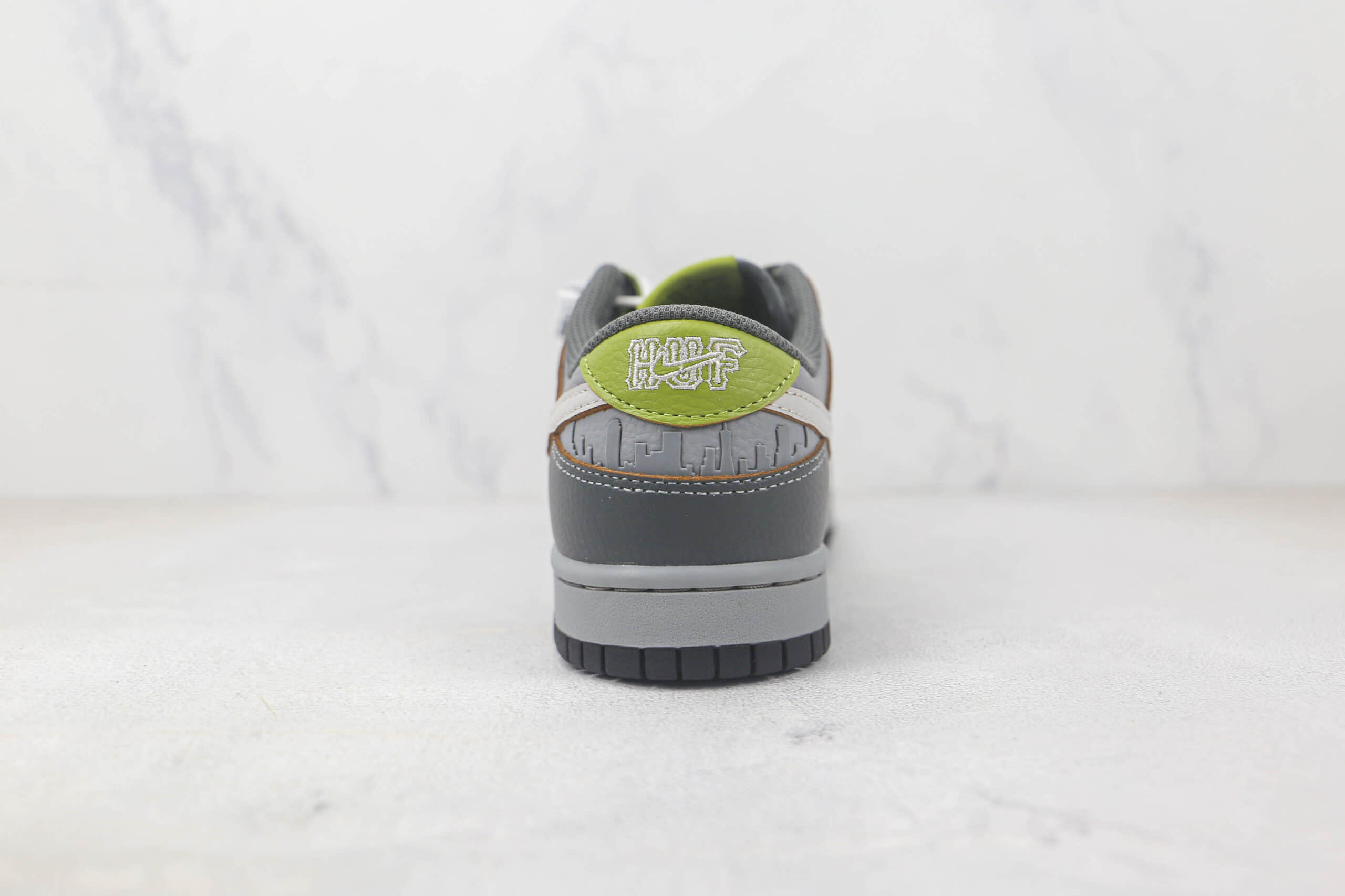 耐克Nike SB Dunk Low Dunk纯原版本低帮SB DUNK灰绿色板鞋 耐克DUNK鞋货源 货号：FD8775-002