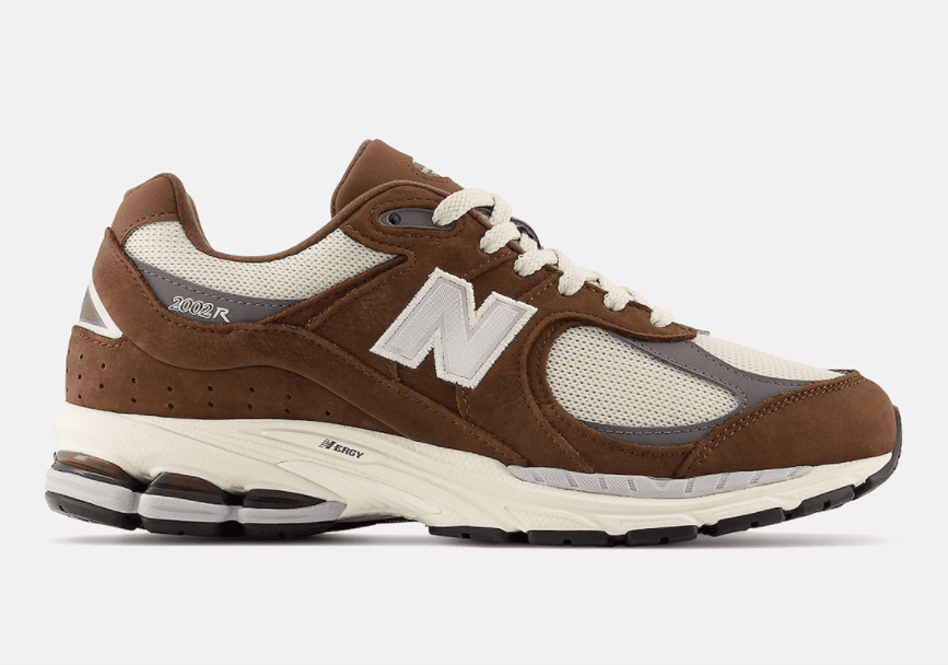 秋冬必备复古跑鞋！NB2002R新配色来袭！ 货号：M2002RHS