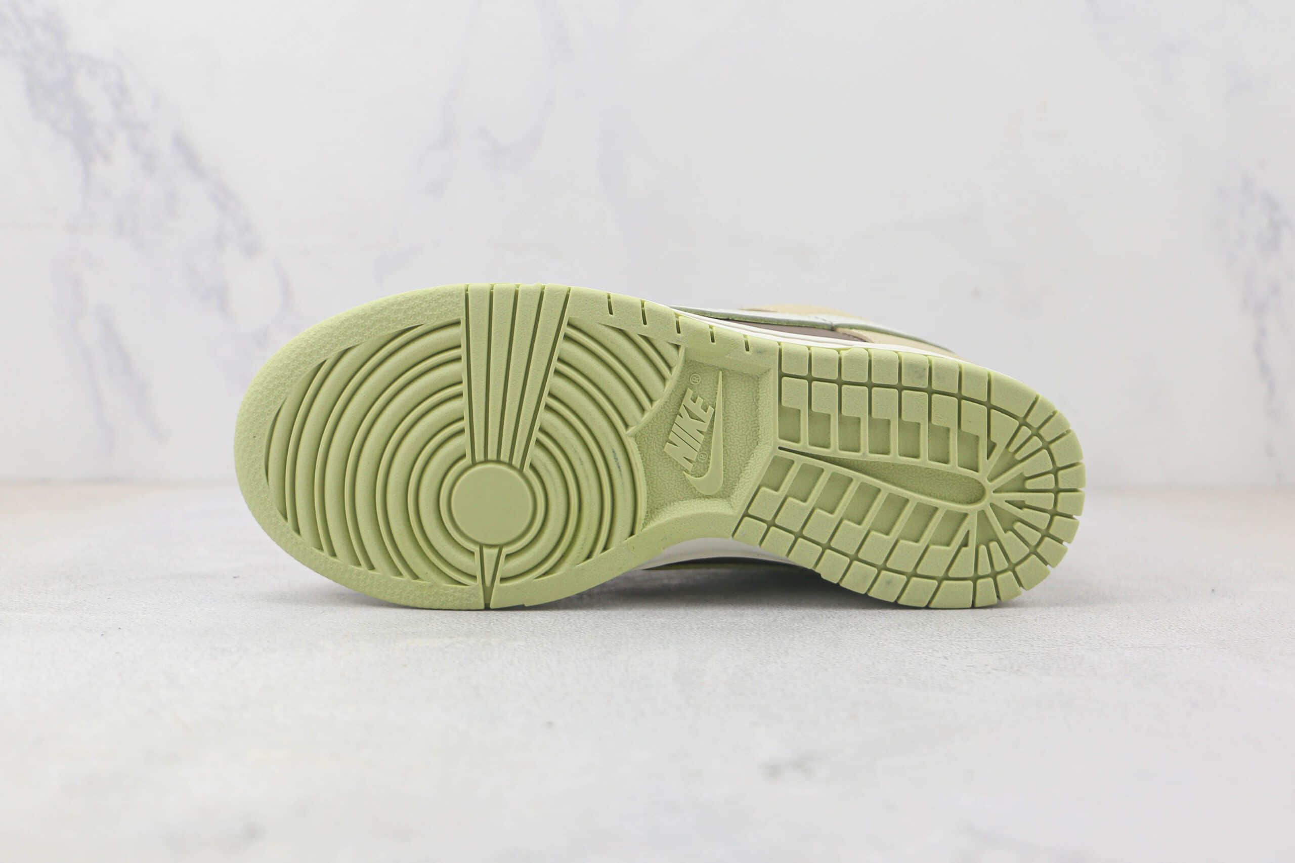 耐克Nike Dunk Low纯原版本低帮DUNK米黄褐色板鞋 莆田耐克DUNK鞋批发 货号：FB4961-012