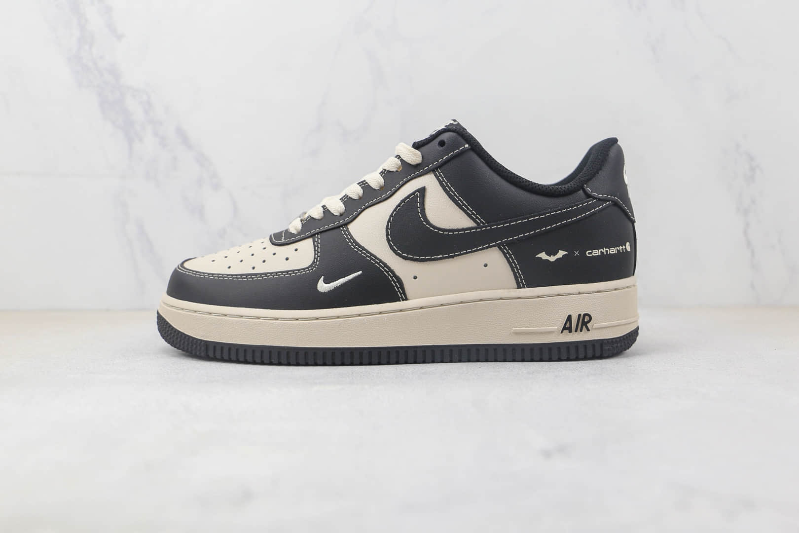 耐克Nike Air Force 1 Low 07纯原版本低帮空军一号黑白色蝙蝠小勾板鞋 耐克空军一号定制款 货号：BS6055-201