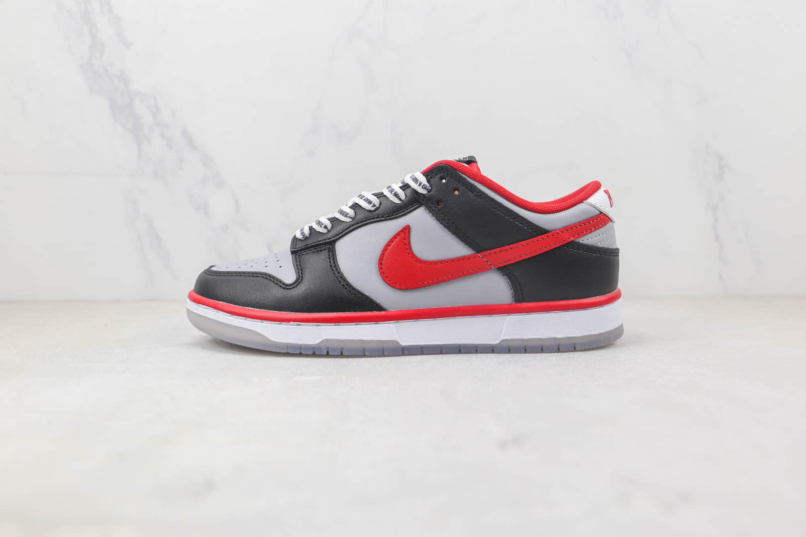 耐克Nike SB Dunk Low Dunk纯原版本低帮SB DUNK灰黑红色板鞋 耐克DUNK工厂货源 货号：DR6189-001