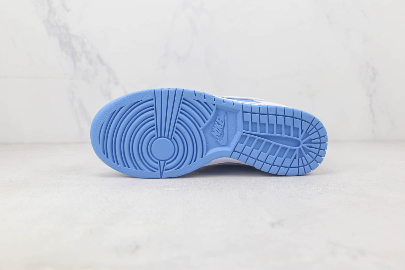 耐克Nike Dunk SB Low纯原版本低帮DUNK北卡白蓝色板鞋 莆田耐克DUNK批发 货号：DJ9955-101