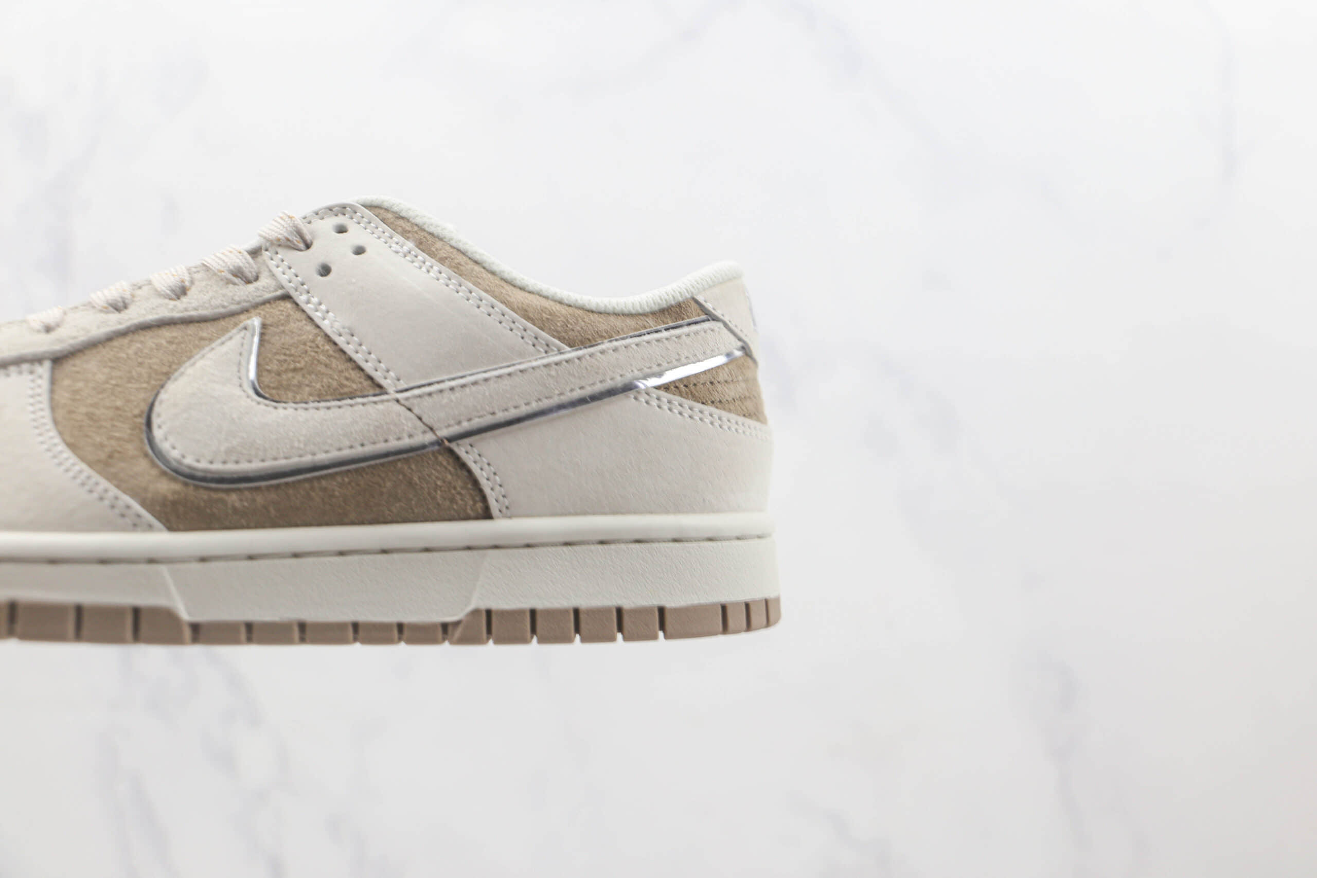 耐克Nike SB Dunk Low Steamboy OST纯原版本大友克洋联名款摩卡色板鞋 耐克DUNK联名款系列 货号：FF0918-011