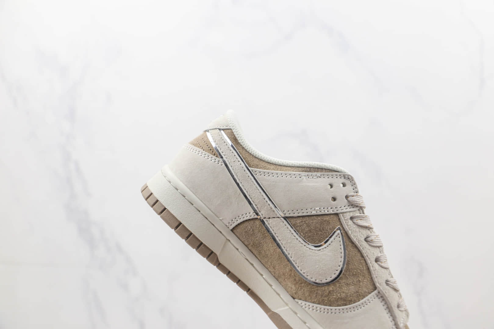 耐克Nike SB Dunk Low Steamboy OST纯原版本大友克洋联名款摩卡色板鞋 耐克DUNK联名款系列 货号：FF0918-011