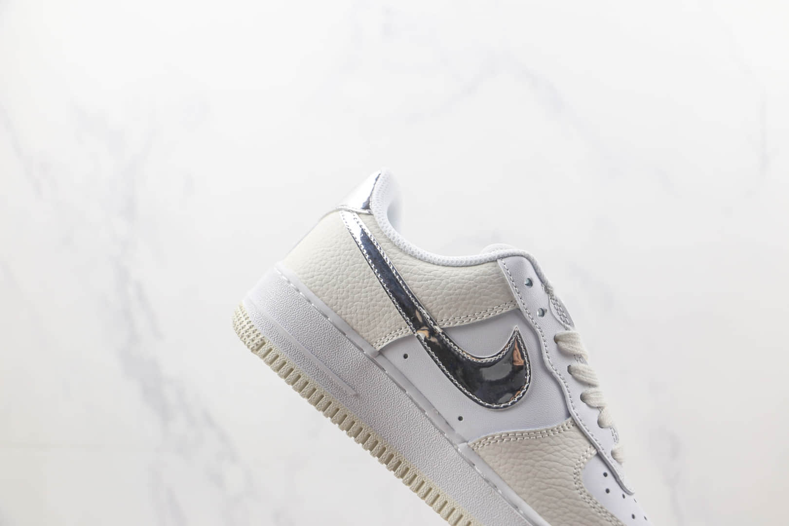 耐克Nike Air Force 1 Low 07纯原版本低帮空军一号银钩奶油配色板鞋 耐克空军一号定制款 货号：DM6020-336