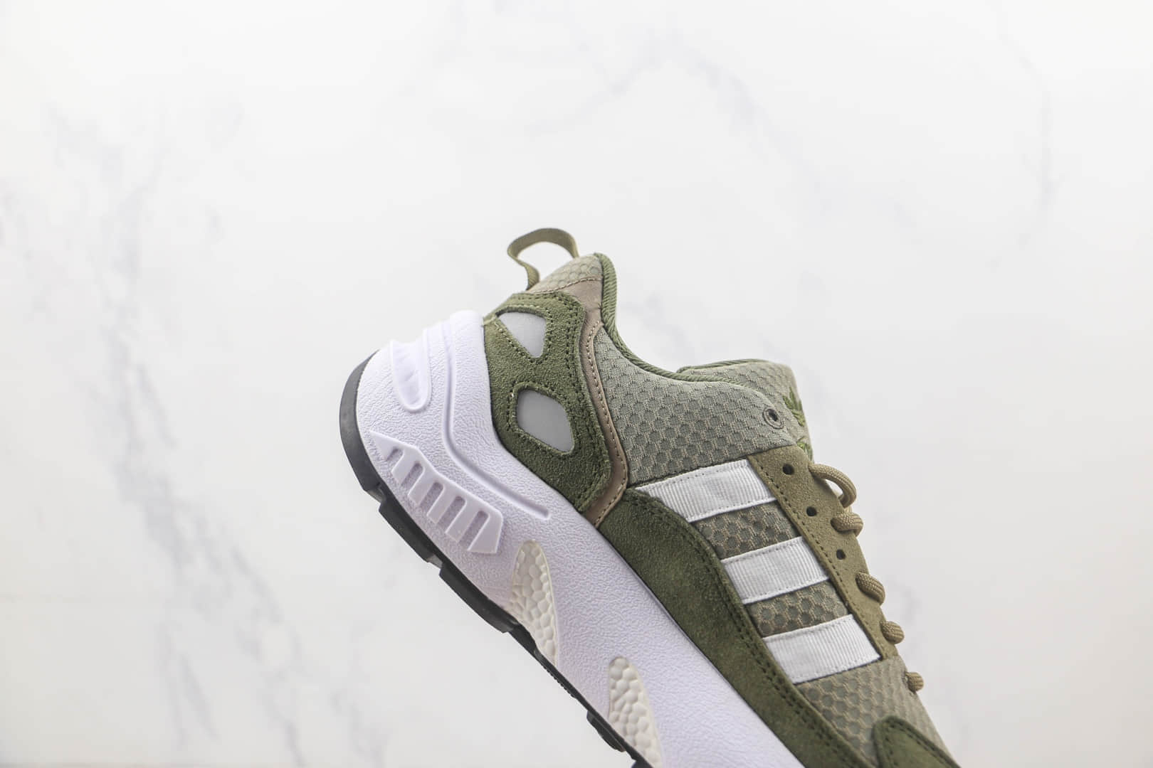 阿迪达斯Adidas Originals ZX 22纯原版本三叶草ZX22爆米花跑鞋 阿迪达斯zx22系列跑鞋 货号：GX2040