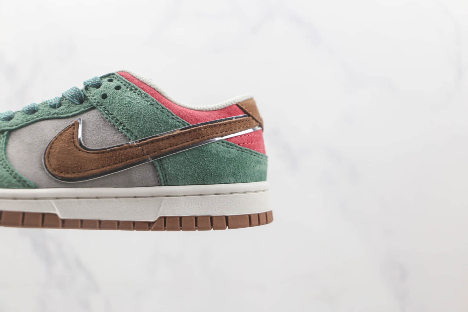 耐克Nike SB Dunk Low Steamboy OST x Otomo Katsuhiro大友克洋联名款低帮SB DUNK板鞋 耐克DUNK校园板鞋 货号：ST1391-203