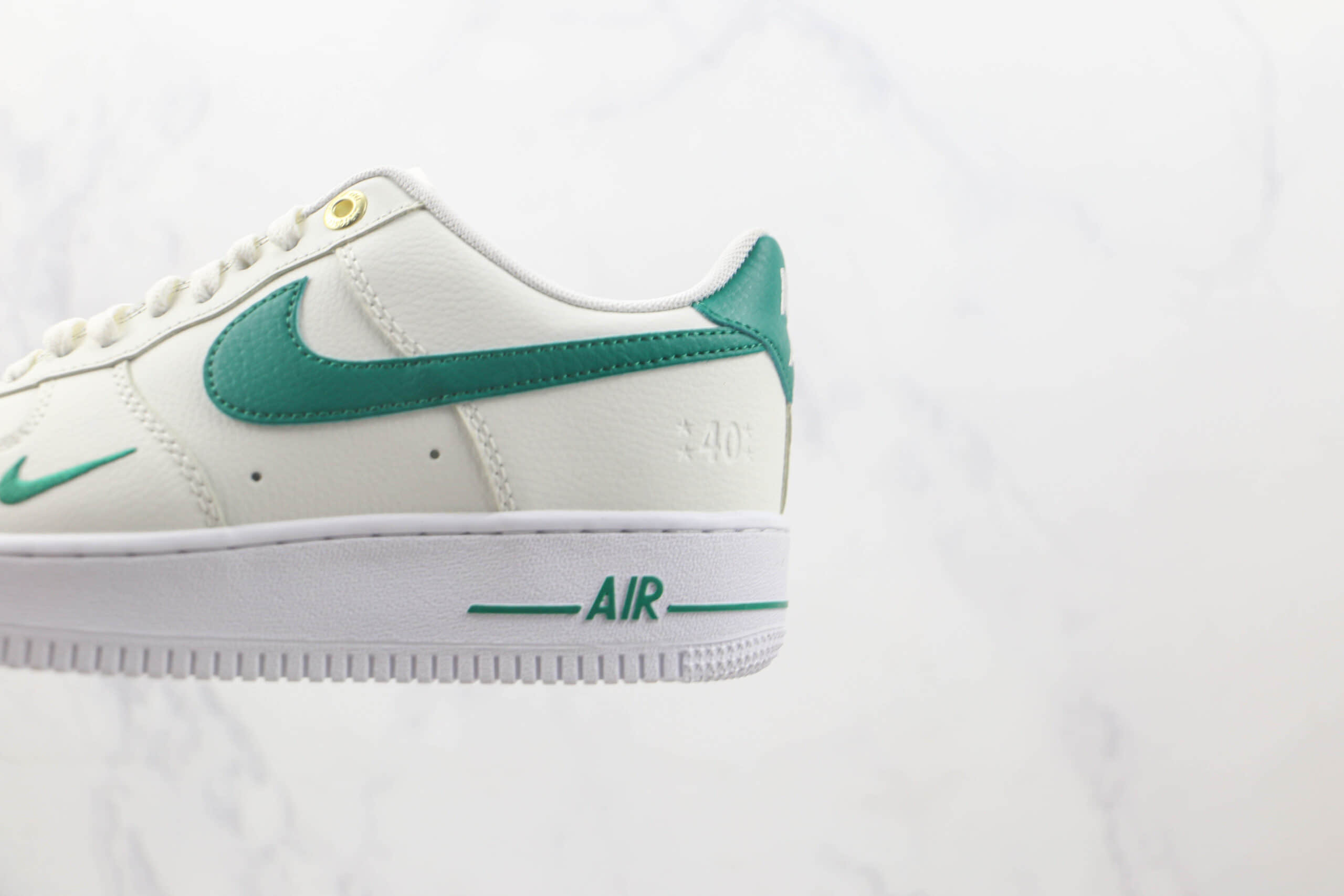 耐克Nike Air Force 1 Low 07纯原版本低帮空军一号白绿双钩板鞋 耐克空军一号系列板鞋 货号：DQ7582-101