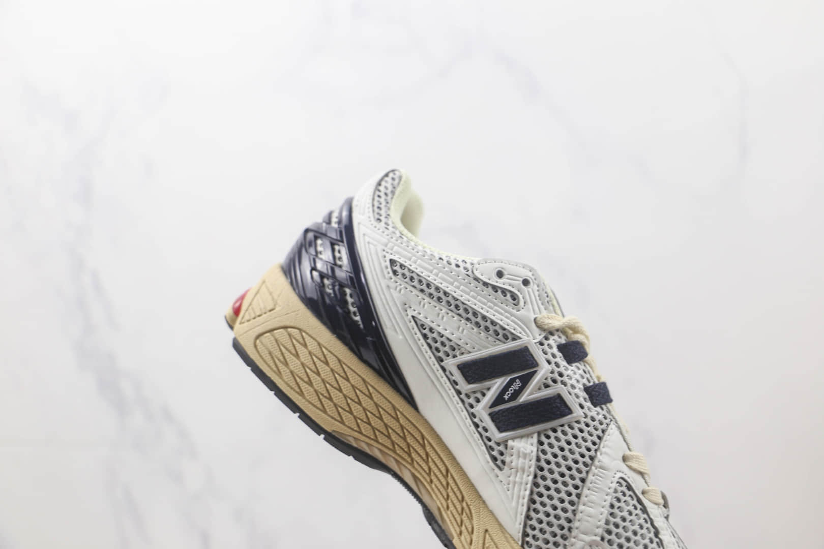 新百伦New Balance 1906纯原版本网布米白灰复古老爹鞋 新百伦NB1906复古慢跑鞋 货号：M1906RR