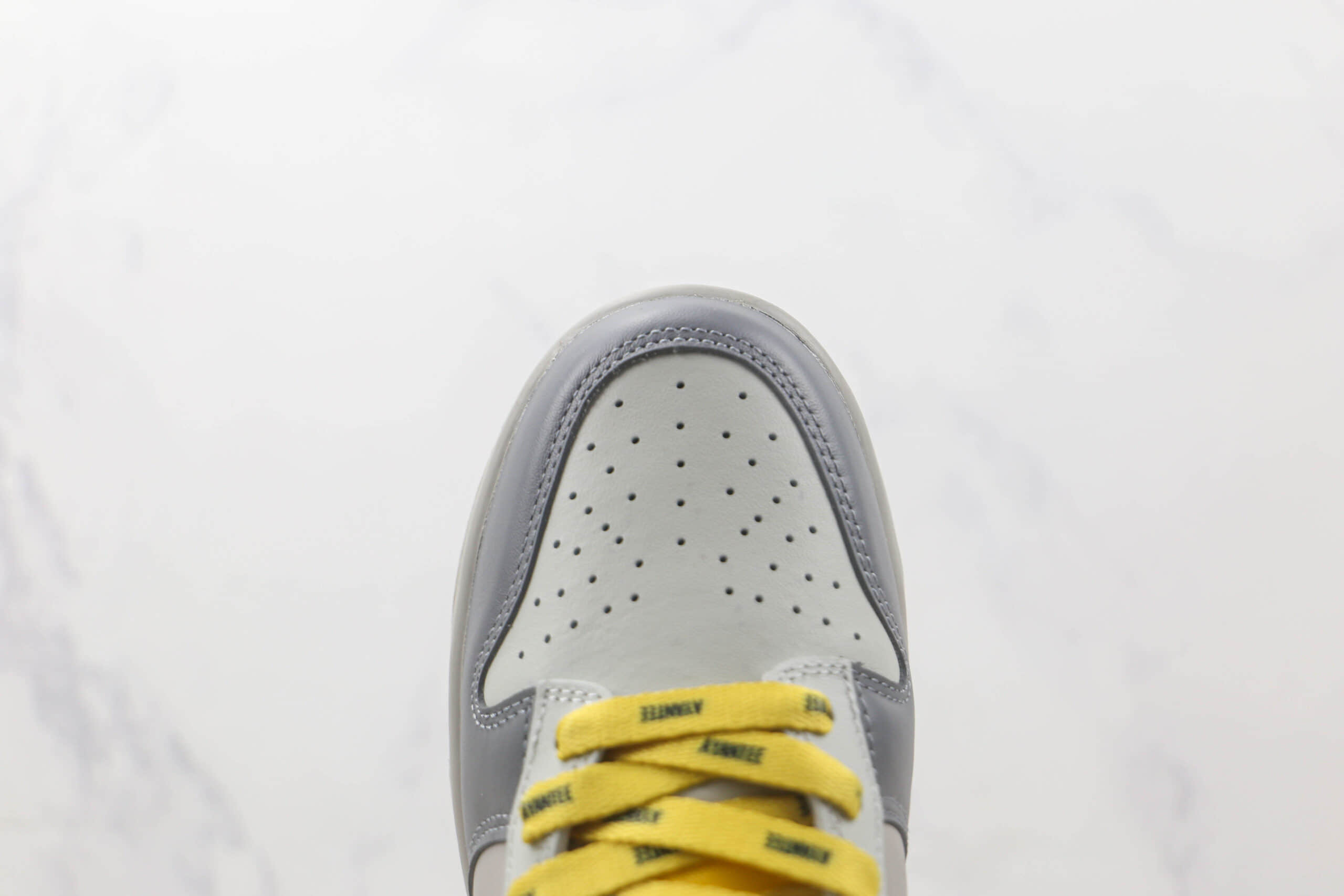 耐克Nike SB Dunk Low纯原版本低帮SB DUNK灰黑色板鞋 莆田耐克DUNK系列板鞋 货号：DR5187-001