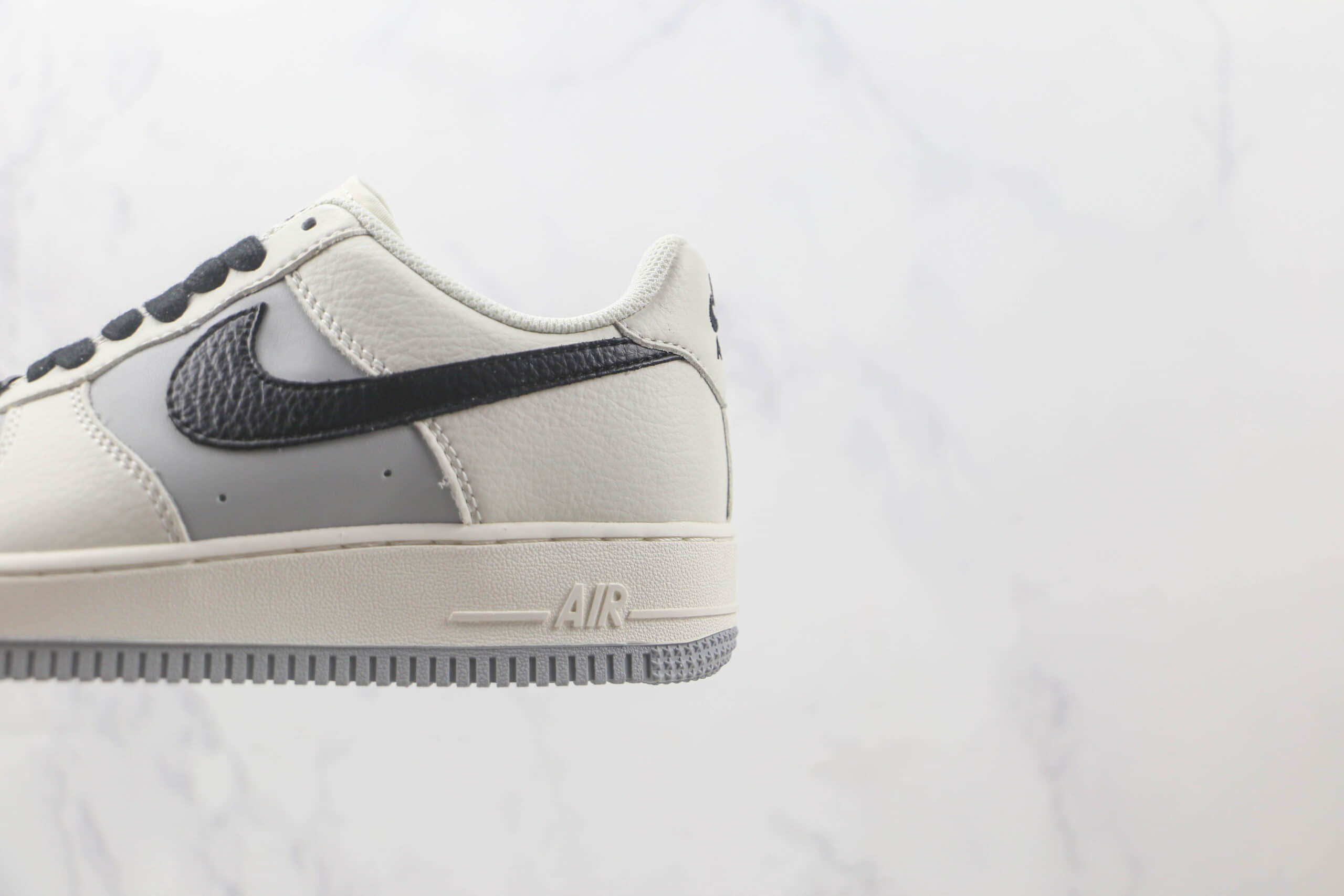 耐克Nike Air Force 1 Low 07纯原版本低帮空军一号白灰黑拼接板鞋 耐克空军一号气垫鞋 货号：TQ9685-785