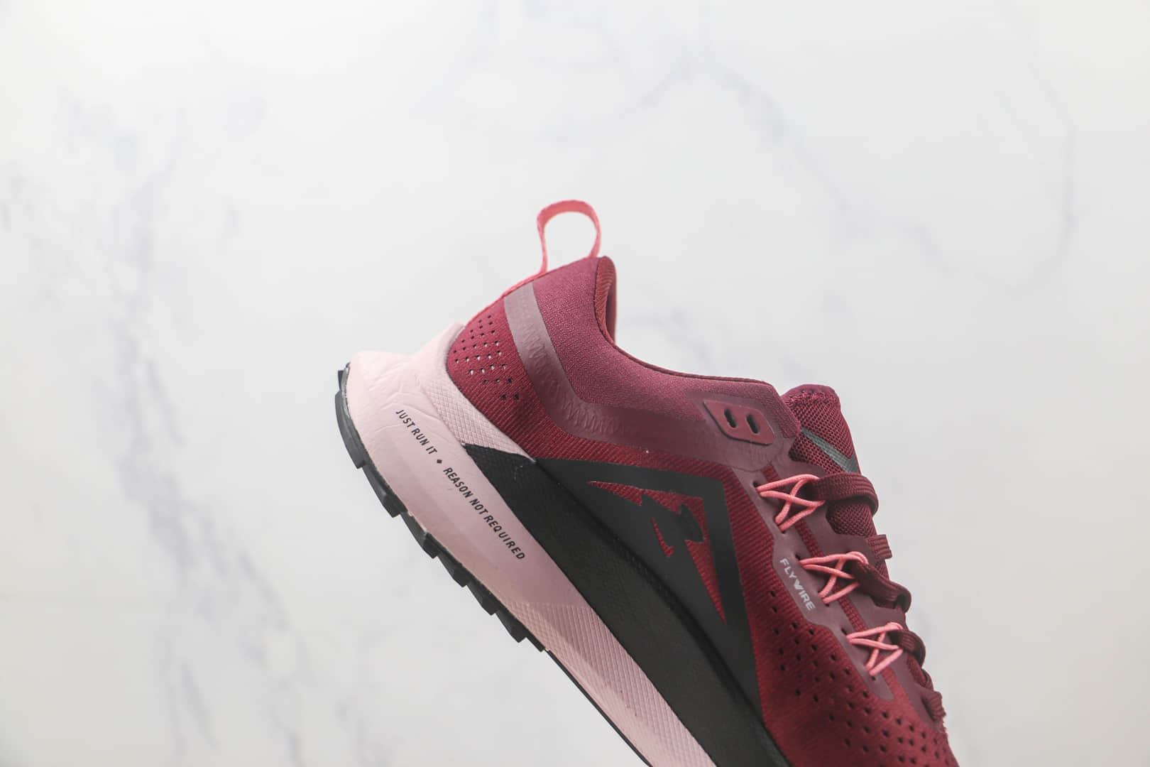 耐克Nike Pegasus Trail 4纯原版本户外越野红粉色慢跑鞋 耐克天花板户外跑鞋 货号：DJ6158-401