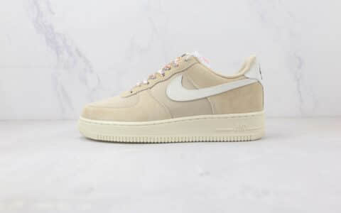 耐克Nike Air Force 1 Low 07纯原版本低帮空军一号淡黄白勾帆布面板鞋 耐克空军一号气垫板鞋 货号：DO9801-200