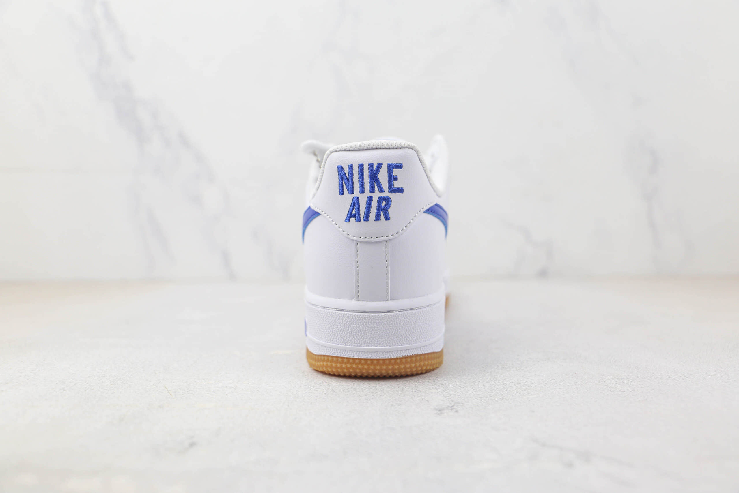 耐克Nike Air Force1纯原版本低帮空军一号白蓝钩生胶底板鞋 耐克空军一号定制款 货号：DJ3911-101